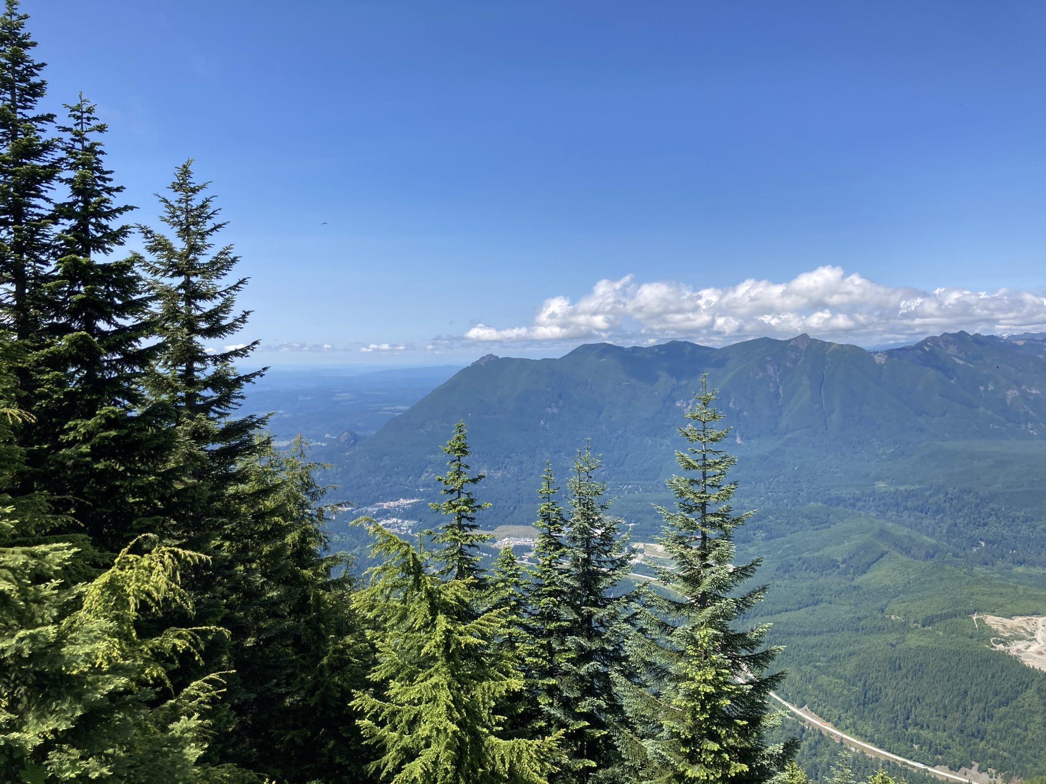 2048x1536 Mt Washington Hike near Seattle: WAY