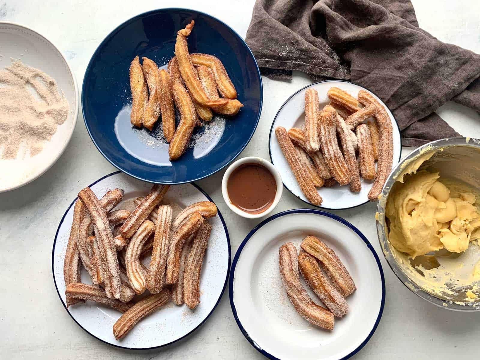 1600x1200 Must Try Homemade Churros