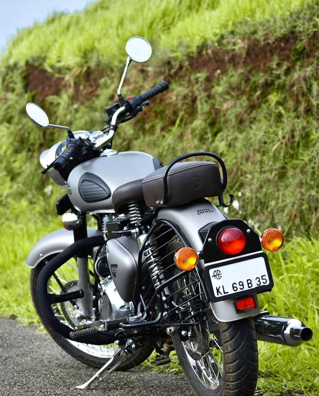 Royal Enfield HD Wallpapers - Top Free Royal Enfield HD Backgrounds -  WallpaperAccess