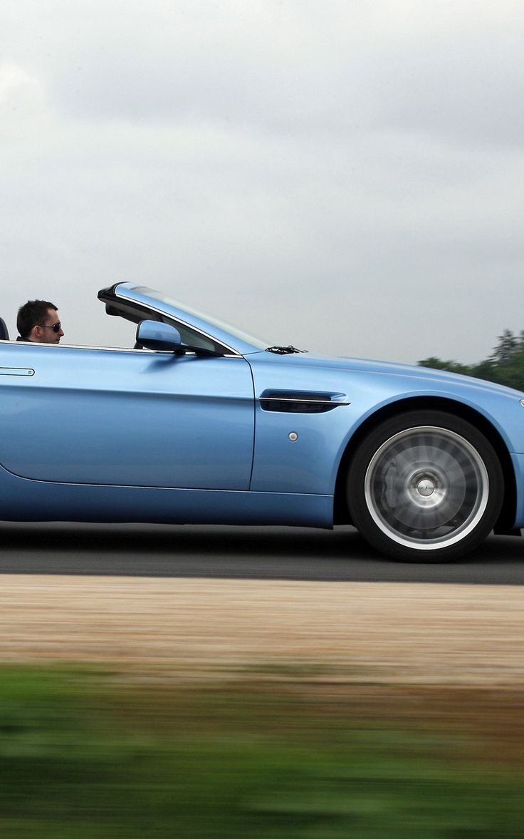 736x1177 Wallpaper blue aston martin v8 vantage