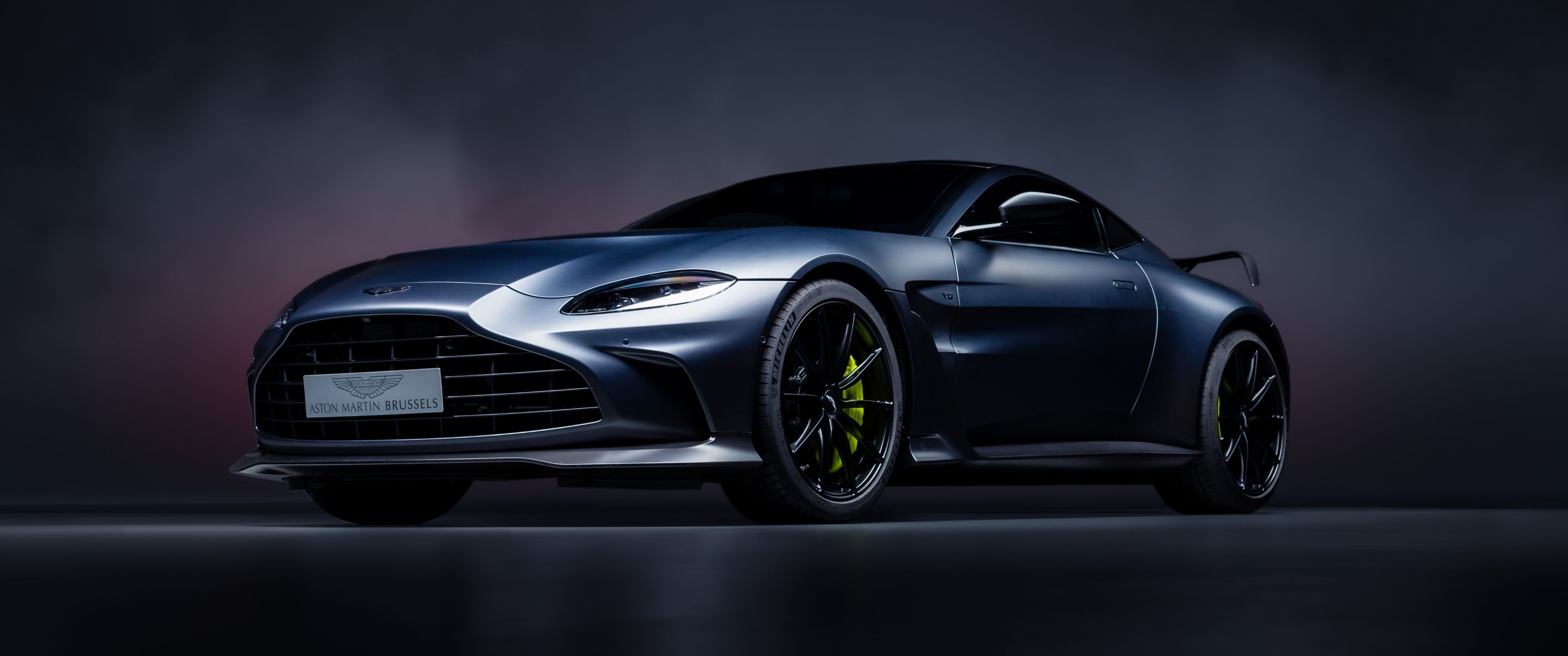 3440x1440 Aston Martin Vantage Wallpaper 4K