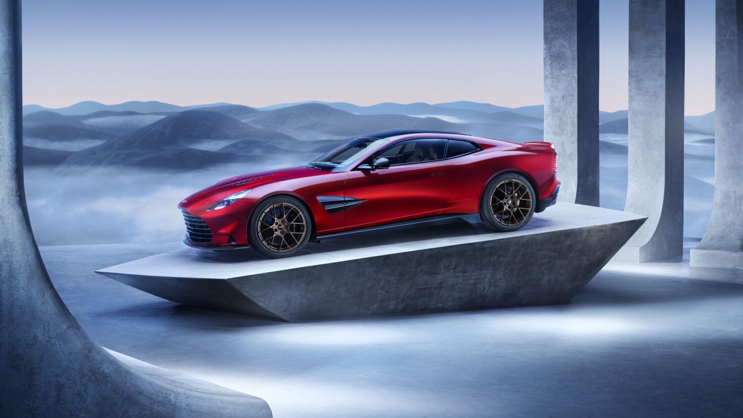 1500x844 Aston Martin Vanquish