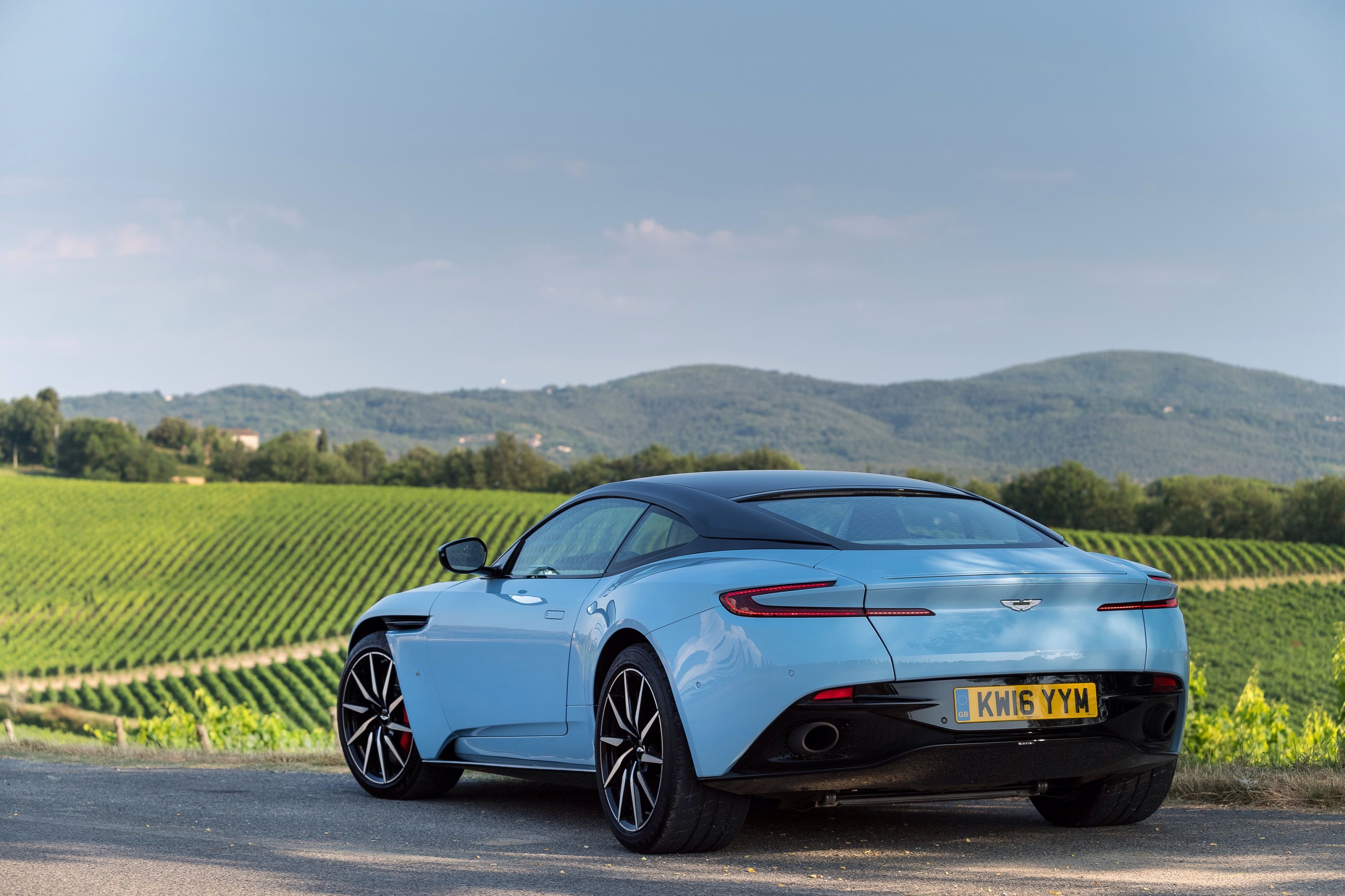 4096x2730 Download Car Aston Martin Vehicle Aston