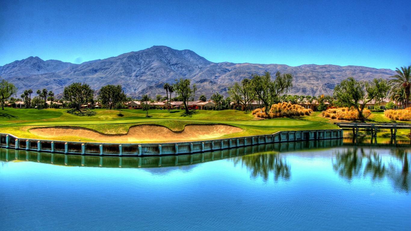 1366x768 Free HD Golf Course Wallpaper
