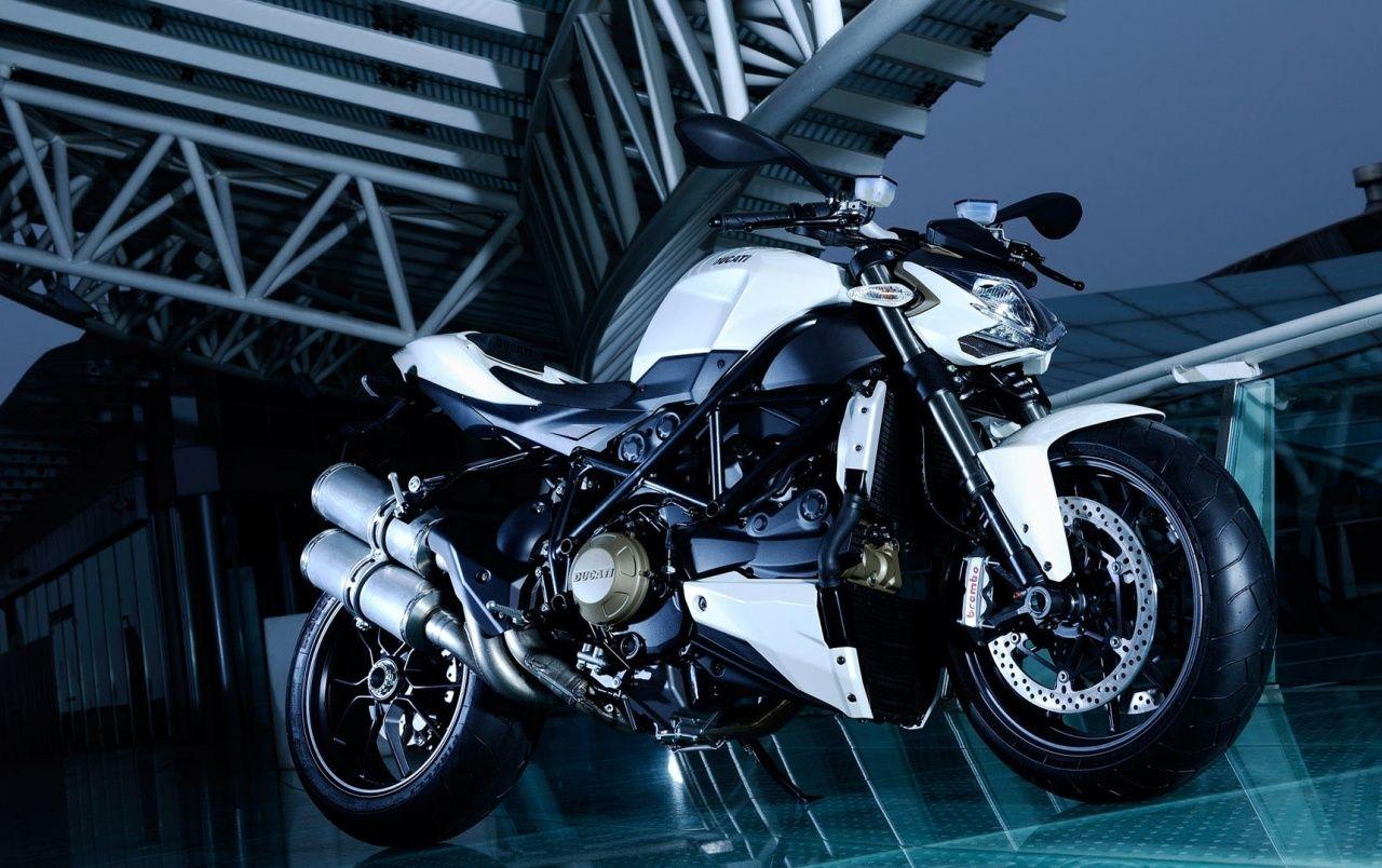 Street Bike Wallpapers Top Free Street Bike Backgrounds WallpaperAccess