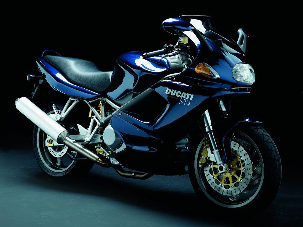 1024x768 Top HDQ Street Bike Wallpaper