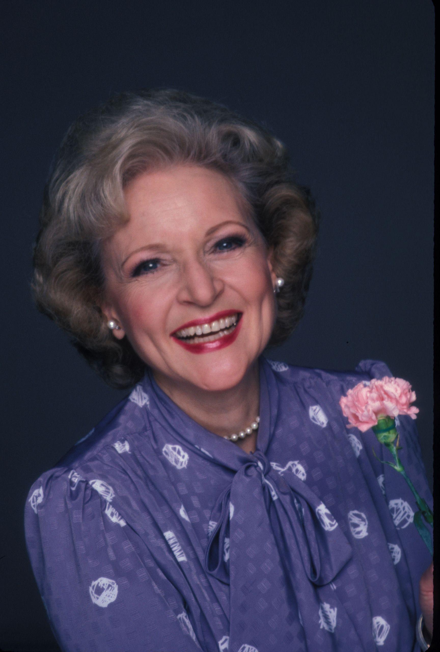 1728x2560 Rose Golden Girls Photo