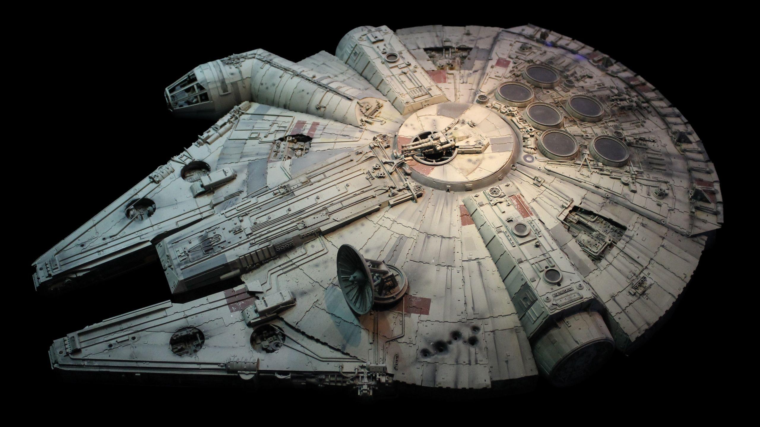2560x1440 Millennium Falcon wallpaper