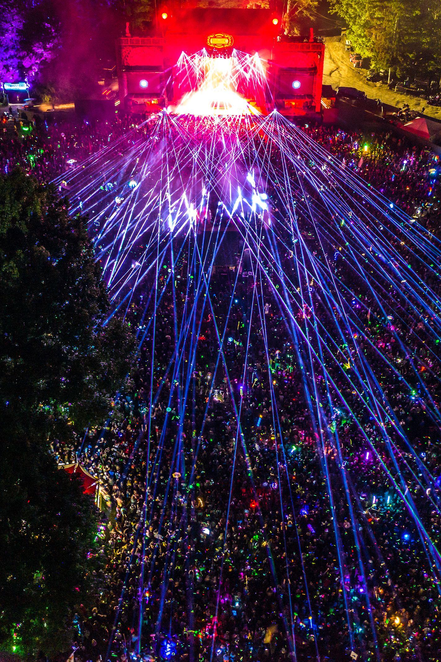 Top Trending Music Festival: Tomorrowland'S Google Spotlight - bpshb6n