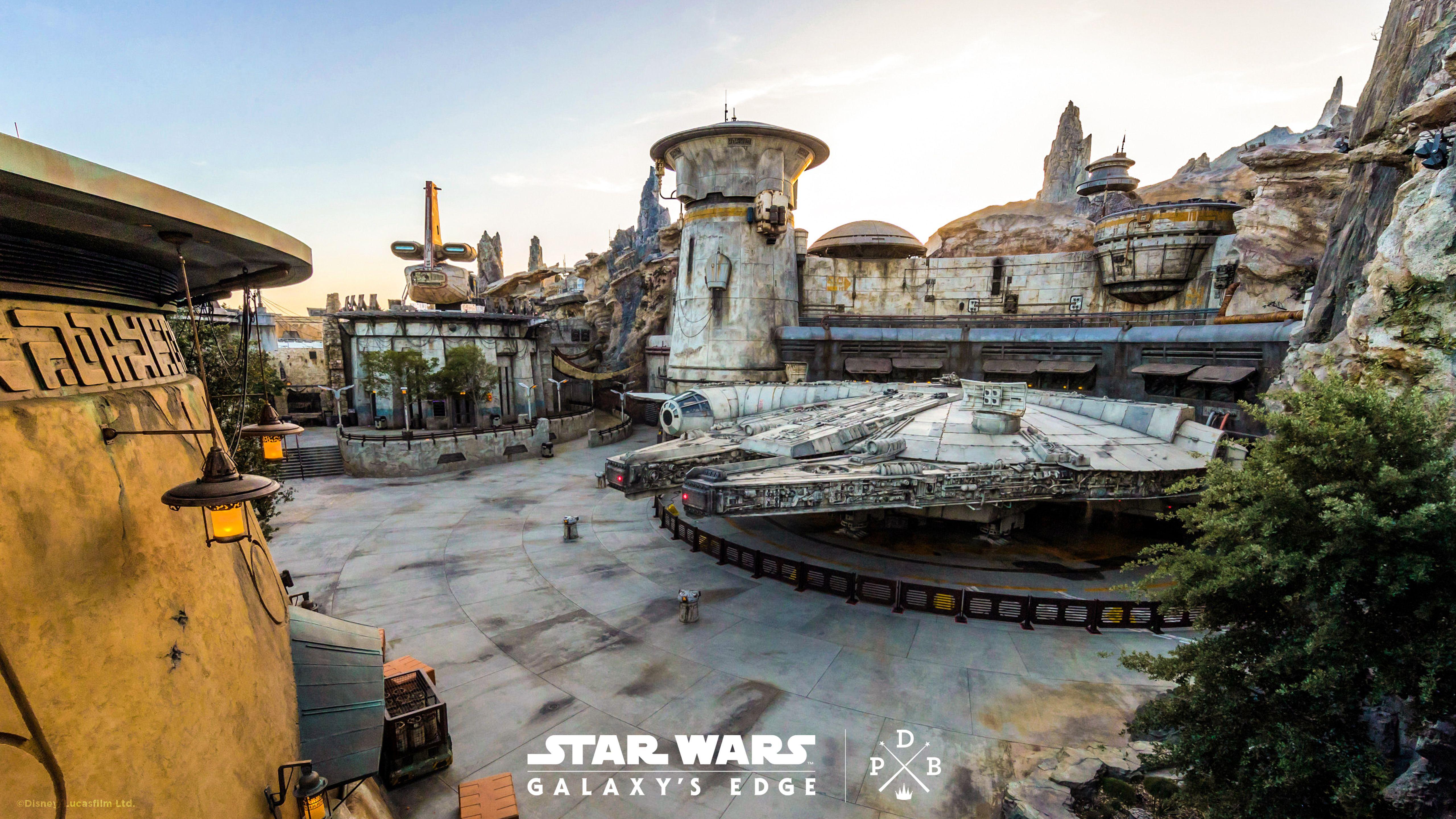 5120x2880 Star Wars: Galaxy's Edge at Disneyland Resort Wallpaper