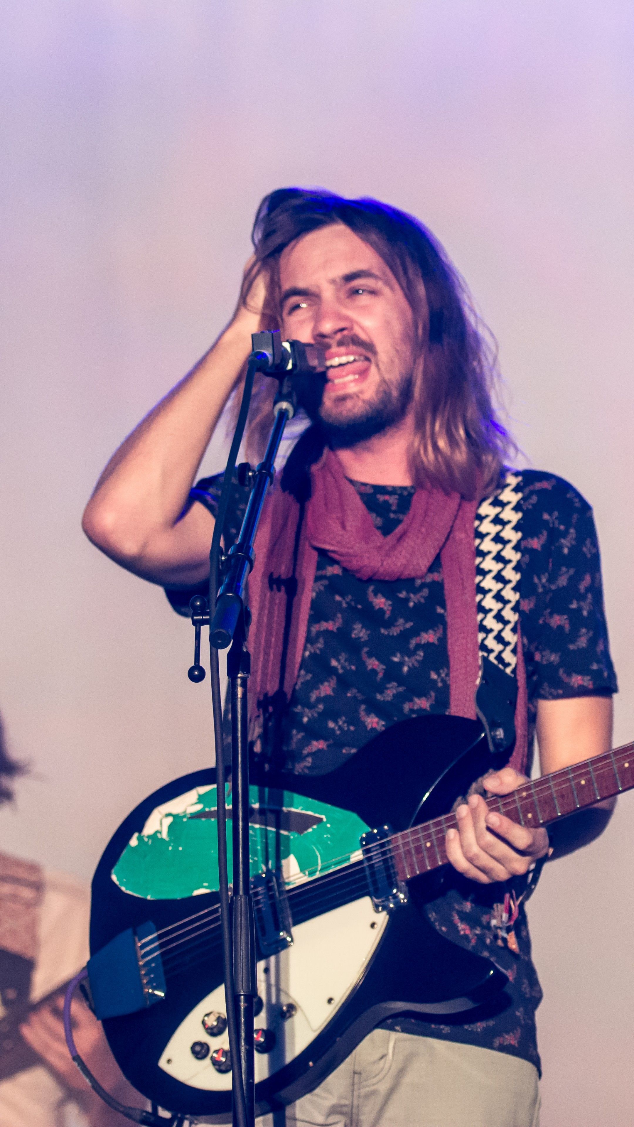 2160x3840 Kevin Parker Wallpaper