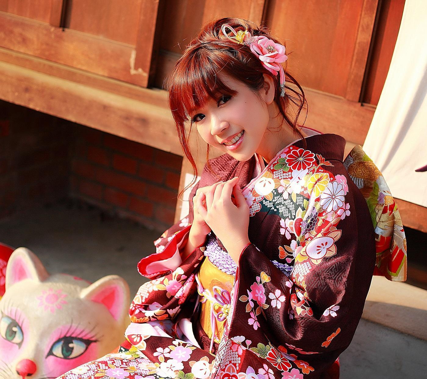 1400x1244 Hot Japanese Girls Wallpaper HD for Android