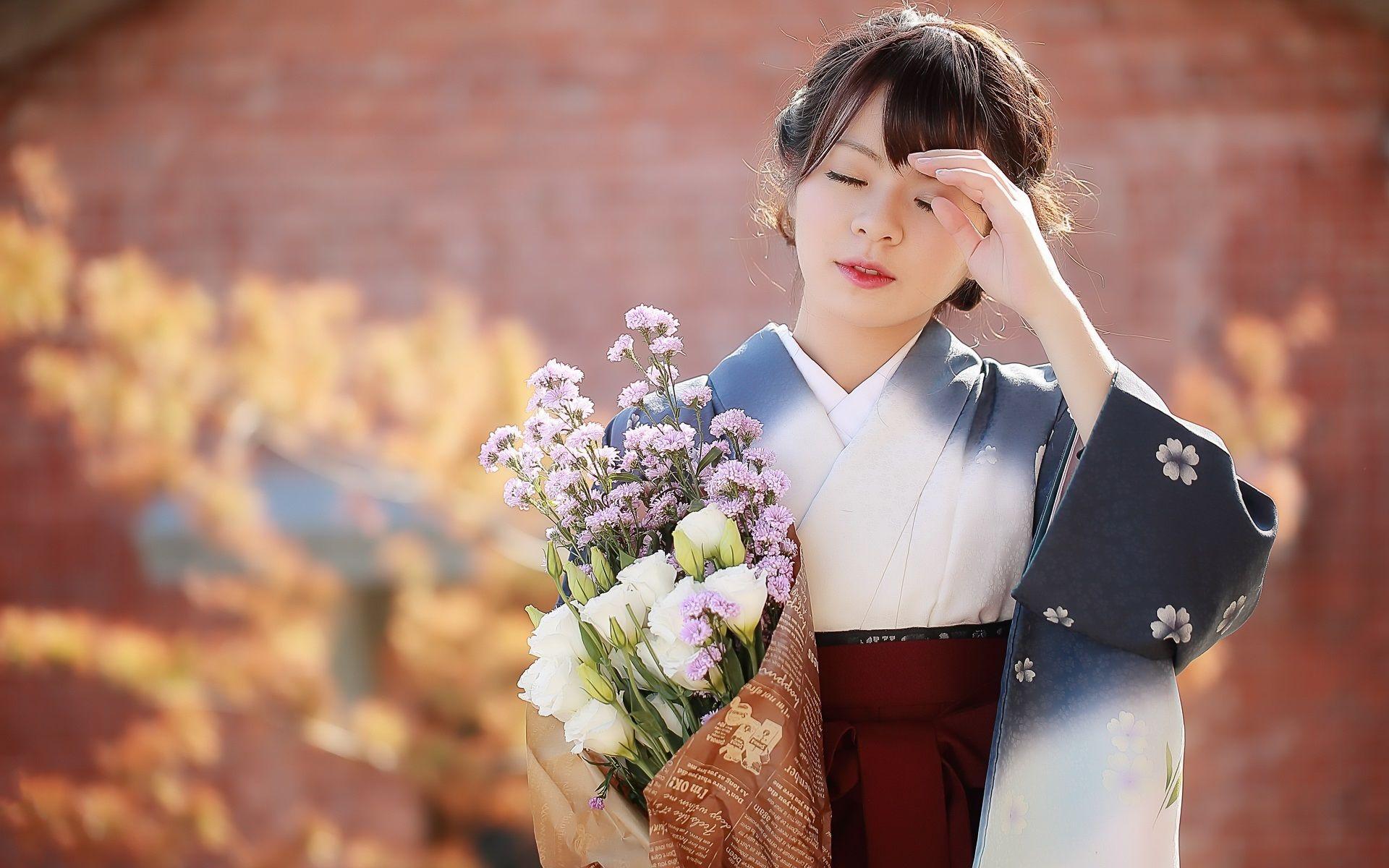 1920x1200 Wallpaper Japanese girl, flowers, kimono 1920x1200 HD Picture, Image