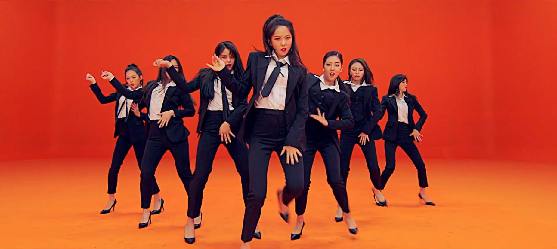 Crazy black. CLC. CLC no костюмы. CLC Wallpaper. CLC „Vego“.