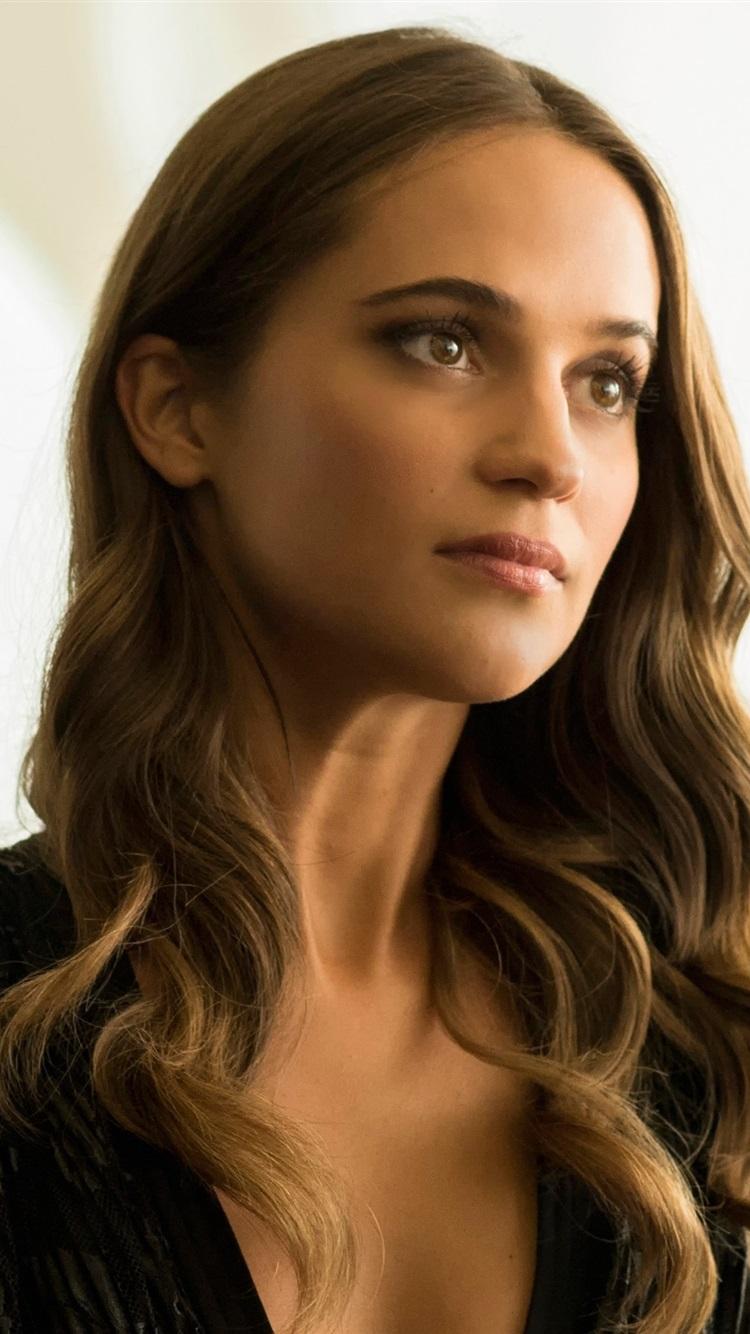 750x1334 Alicia Vikander 03 750x1334 IPhone 8 7 6 6S Wallpaper