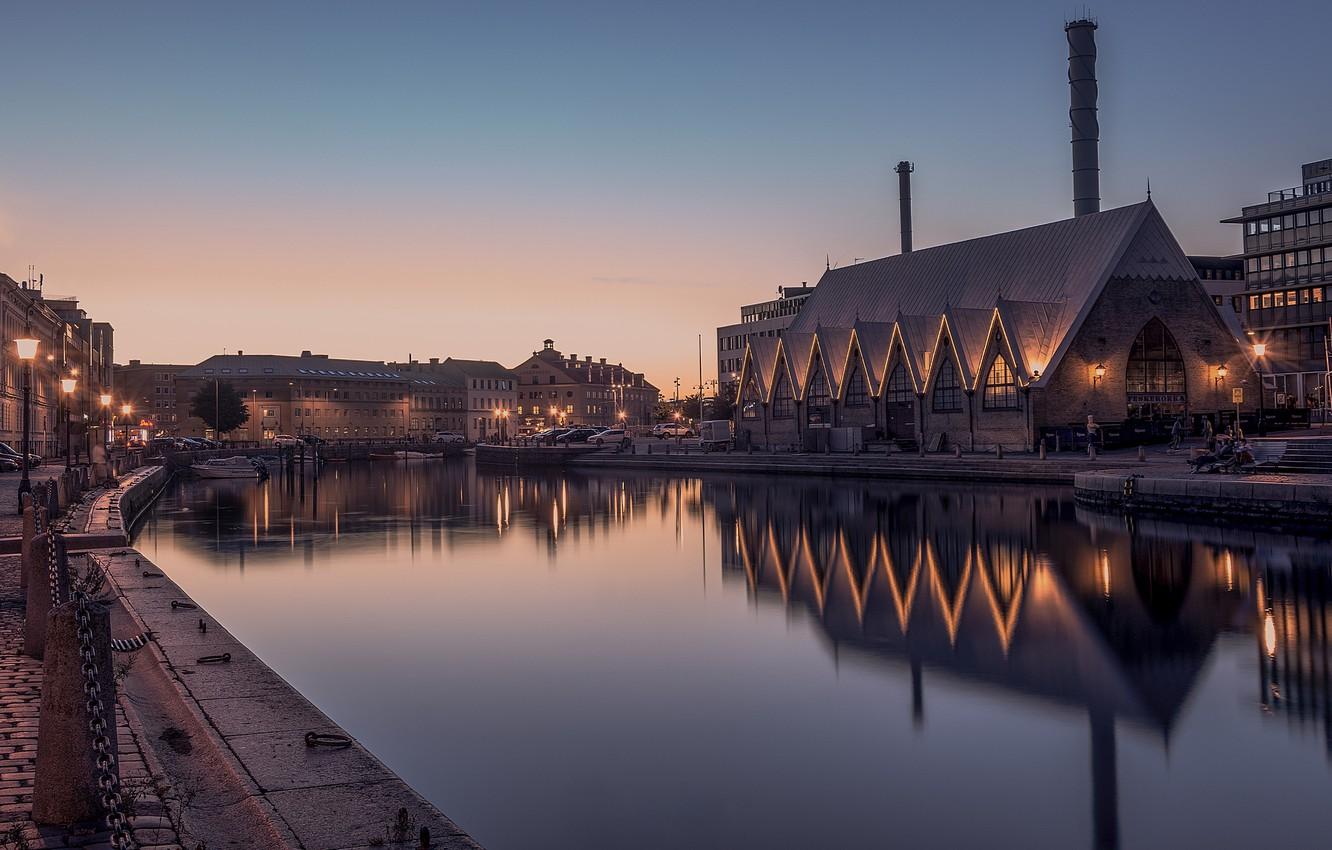 1332x850 Wallpaper the city, the evening, Sweden, Gothenburg image