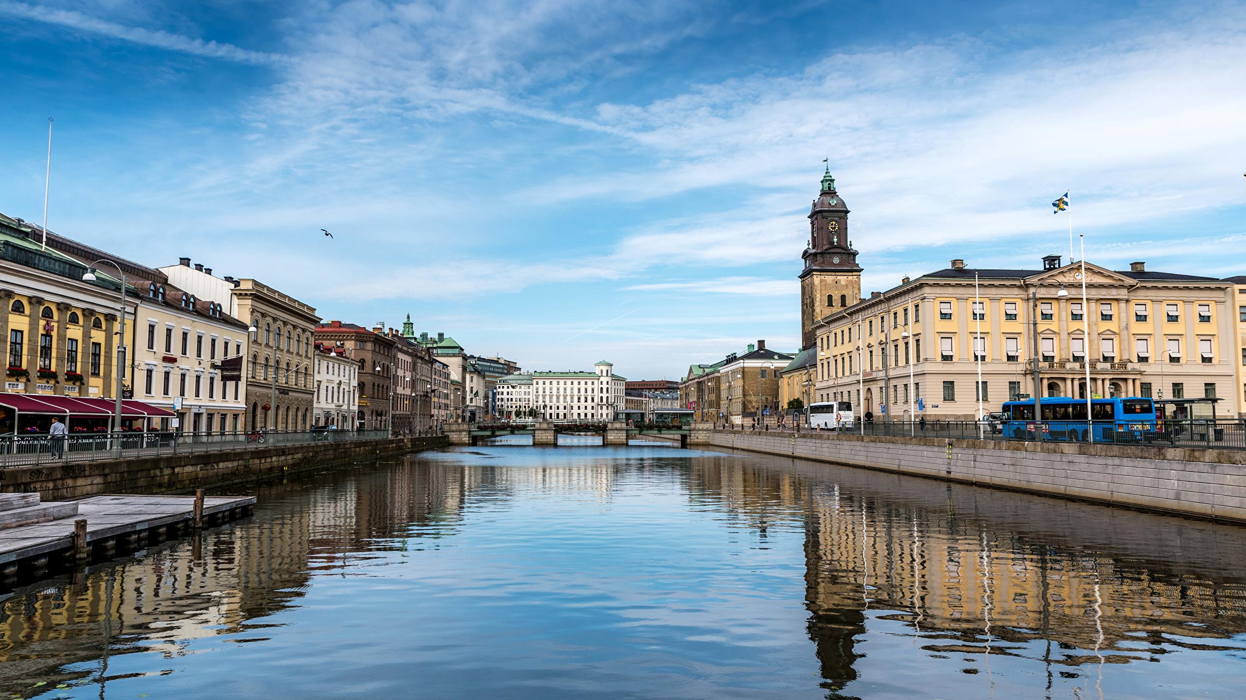 2560x1440 Picture Sweden Gothenburg bridge Rivers Cities Houses 2560x1440