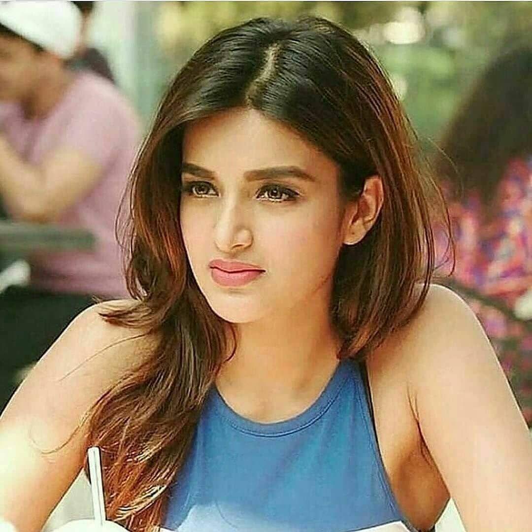 1080x1080 Celebrities
