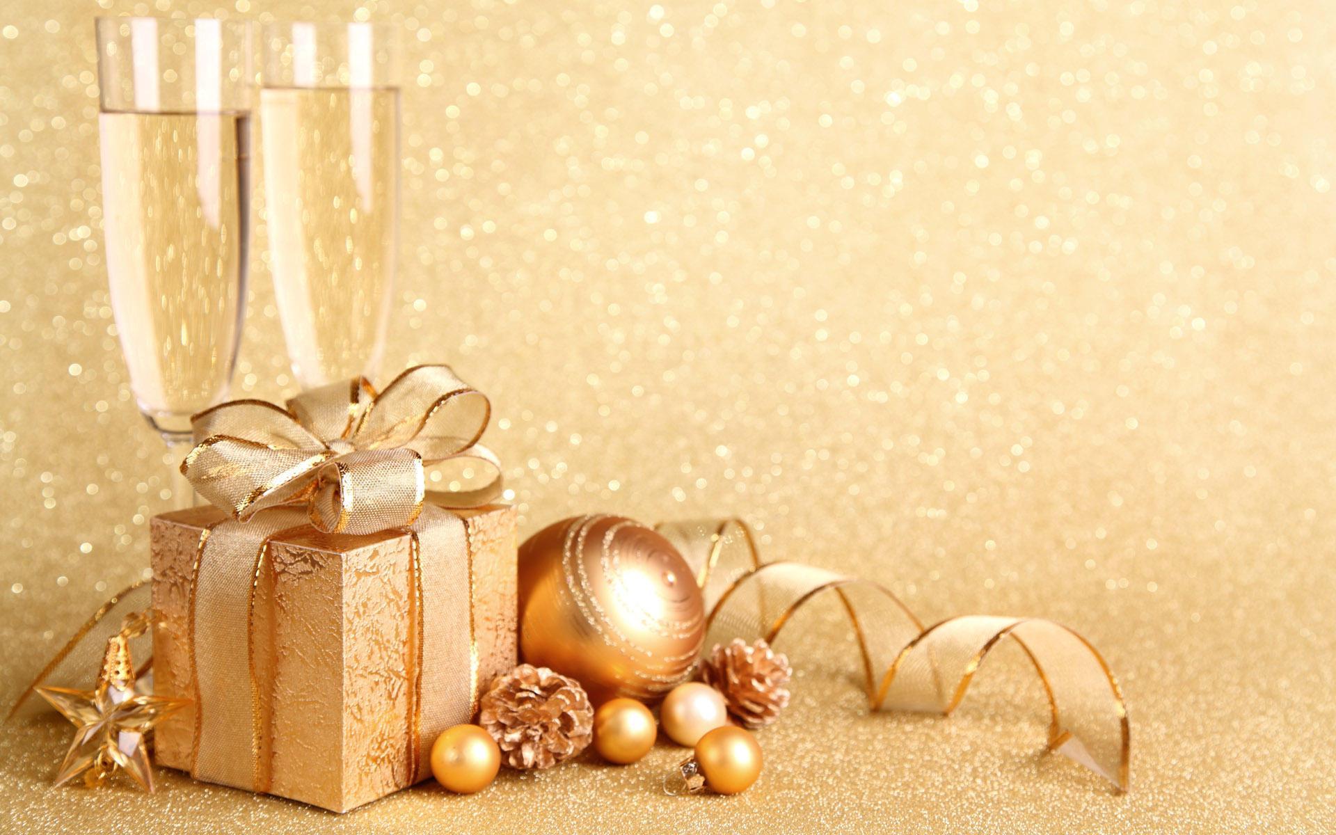 1920x1200 Christmas Presents Golden Champagne Desktop Wallpaper