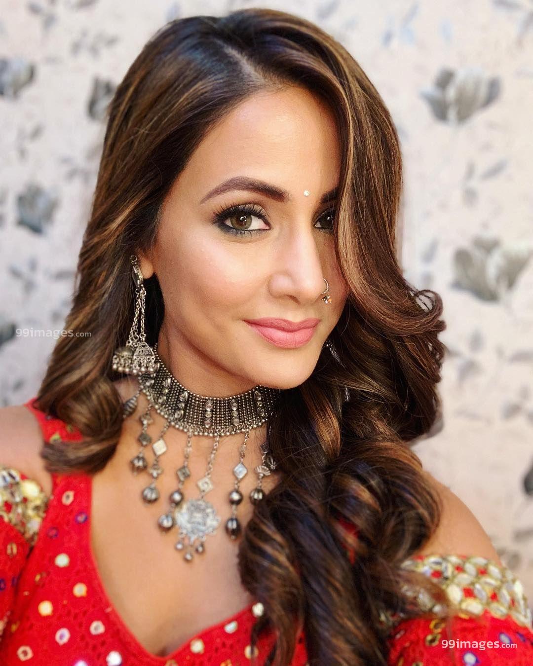 1080x1350 230Hina Khan Hot HD Photo & Wallpaper for mobile