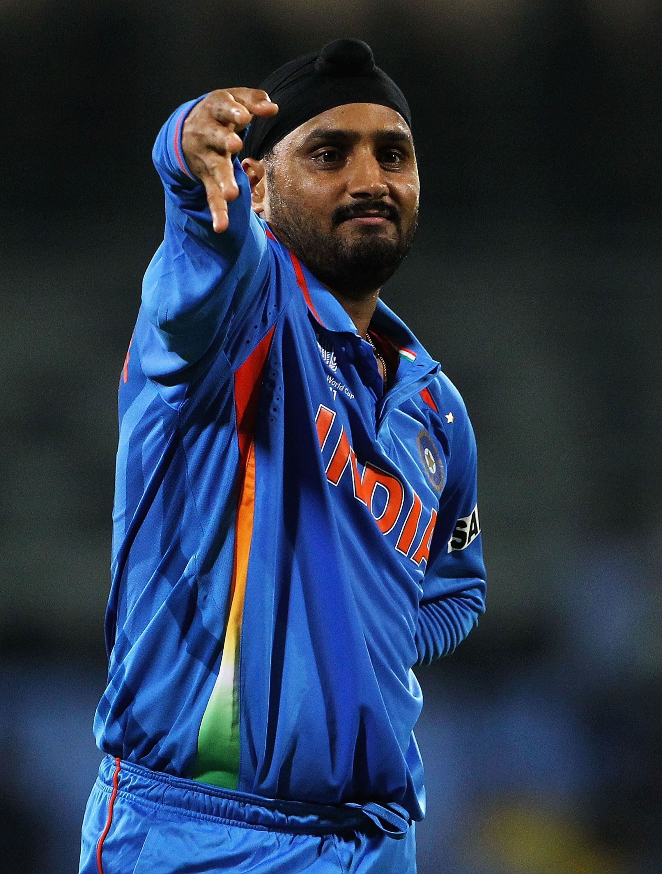 2274x3000 Harbhajan Singh Wallpaper