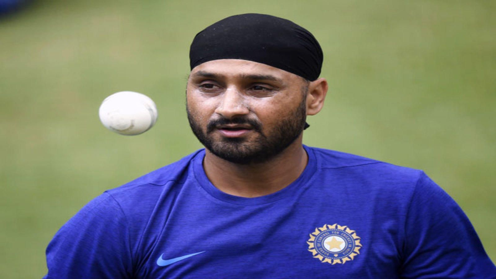 1600x900 Indian cricket: Saqlain Mushtaq