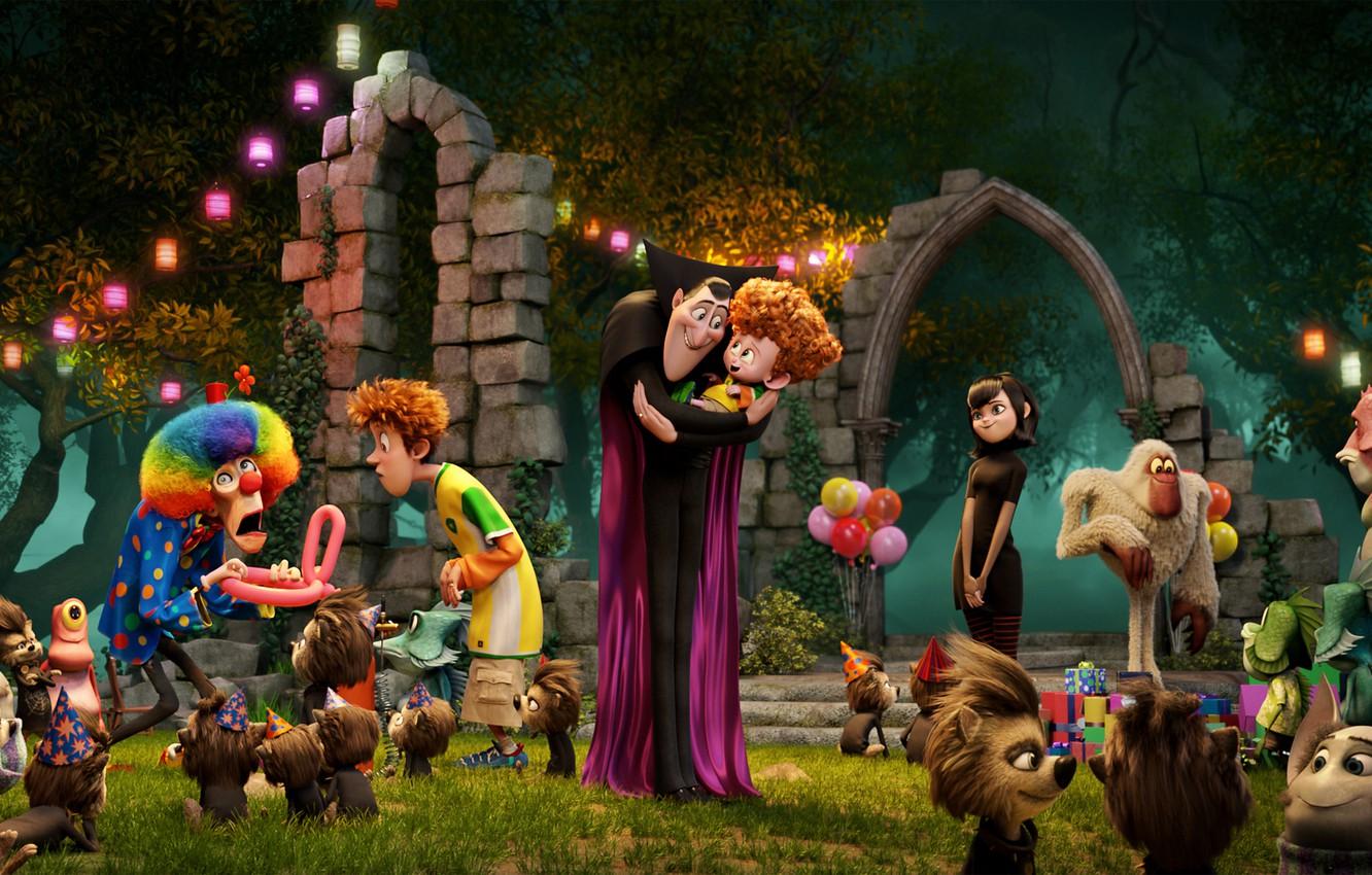 1332x850 Wallpaper children, holiday, clown, Dracula, Mavis, Hotel