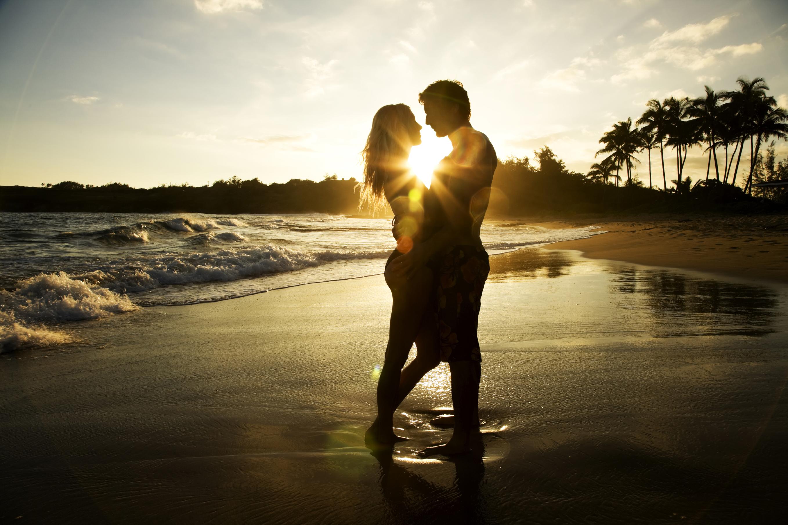 2716x1810 Love Couple Wallpaper. Beach Picture Ideas Of Couple