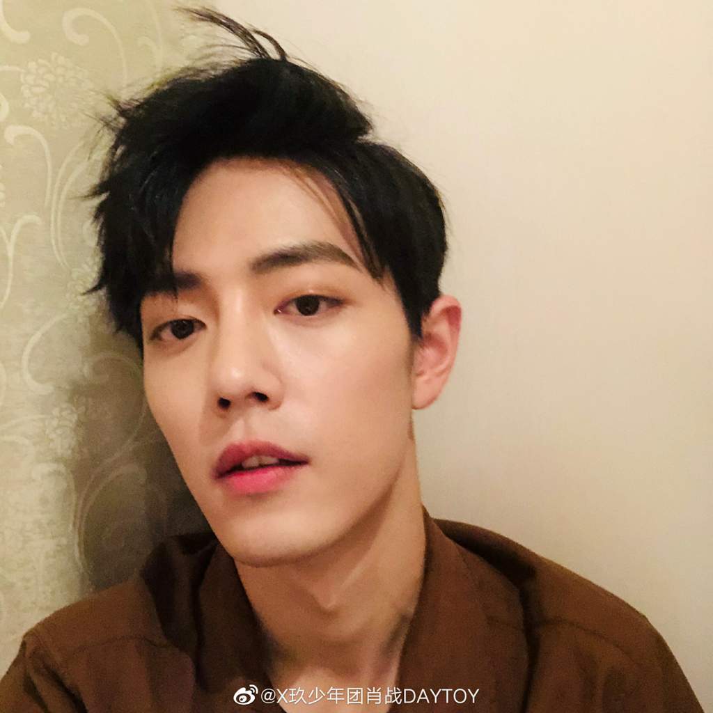 1024x1024 Xiao Zhan New Weibo Pics. CPOP 音乐 Amino