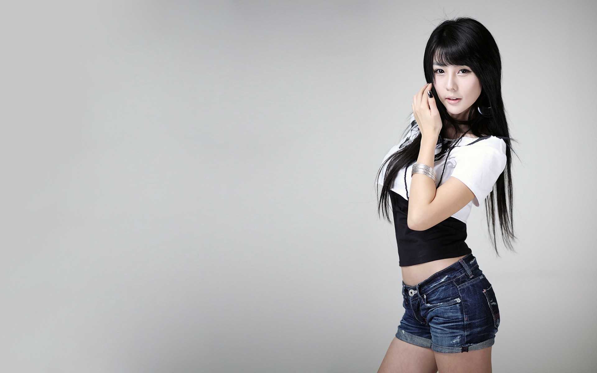 1920x1200 Women Lee Ji Woo HD Wallpaper