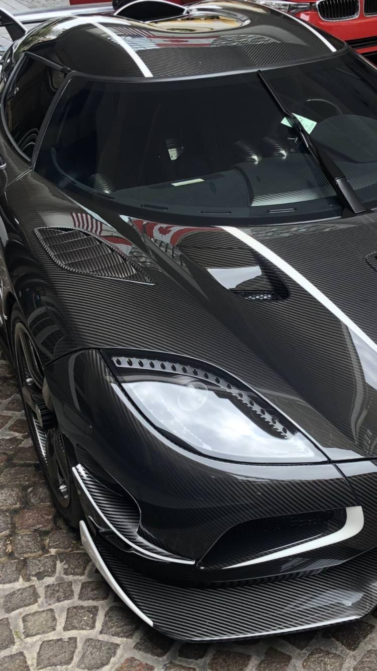 750x1334 Wallpaper for phones I made from the Agera RS I spotted