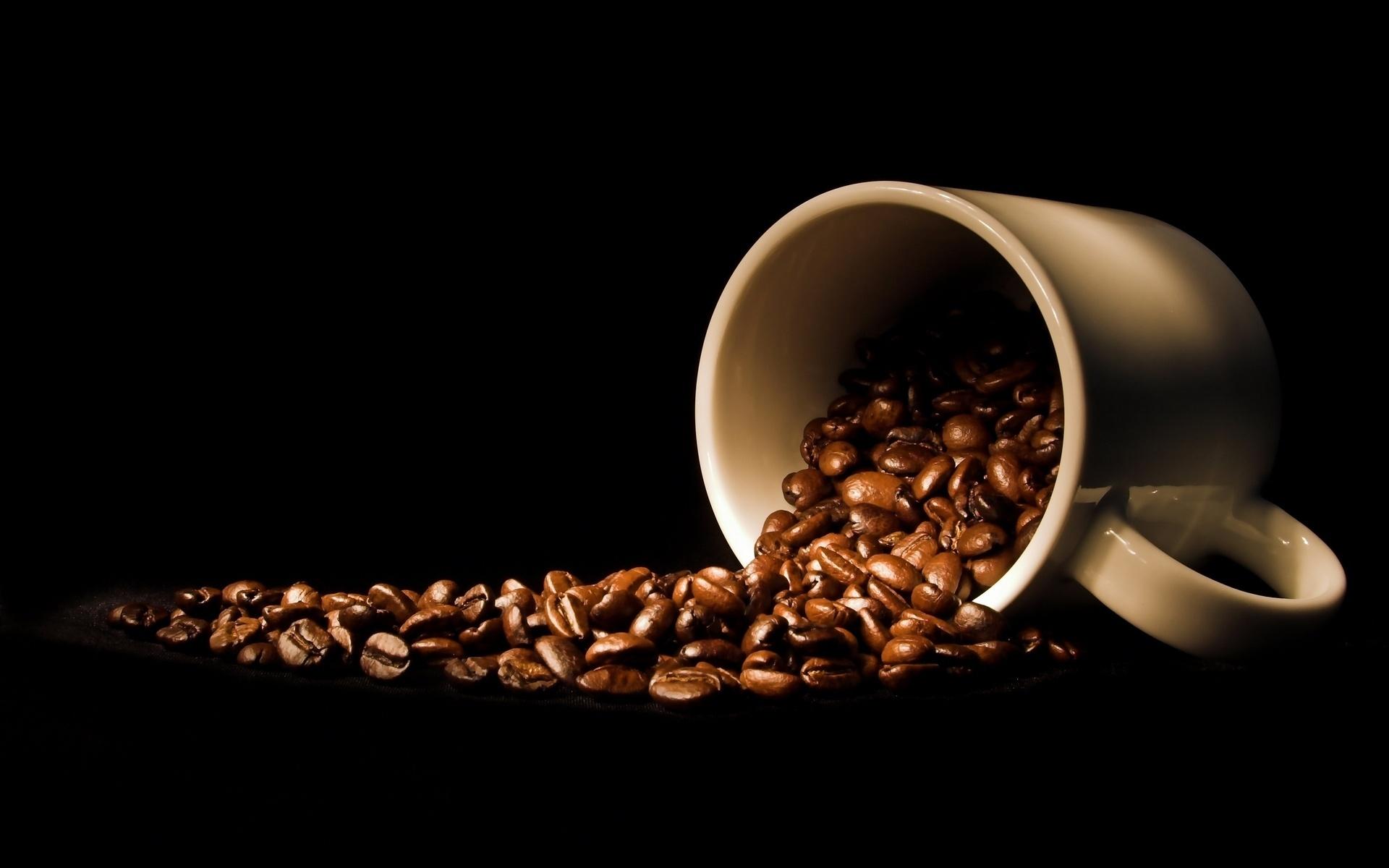 1920x1200 Coffee grains mug wallpaperx1200