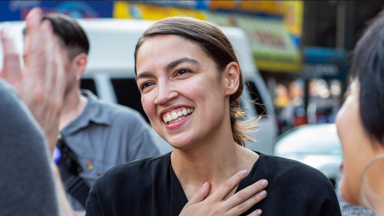1300x732 Who Is Alexandria Ocasio Cortez?
