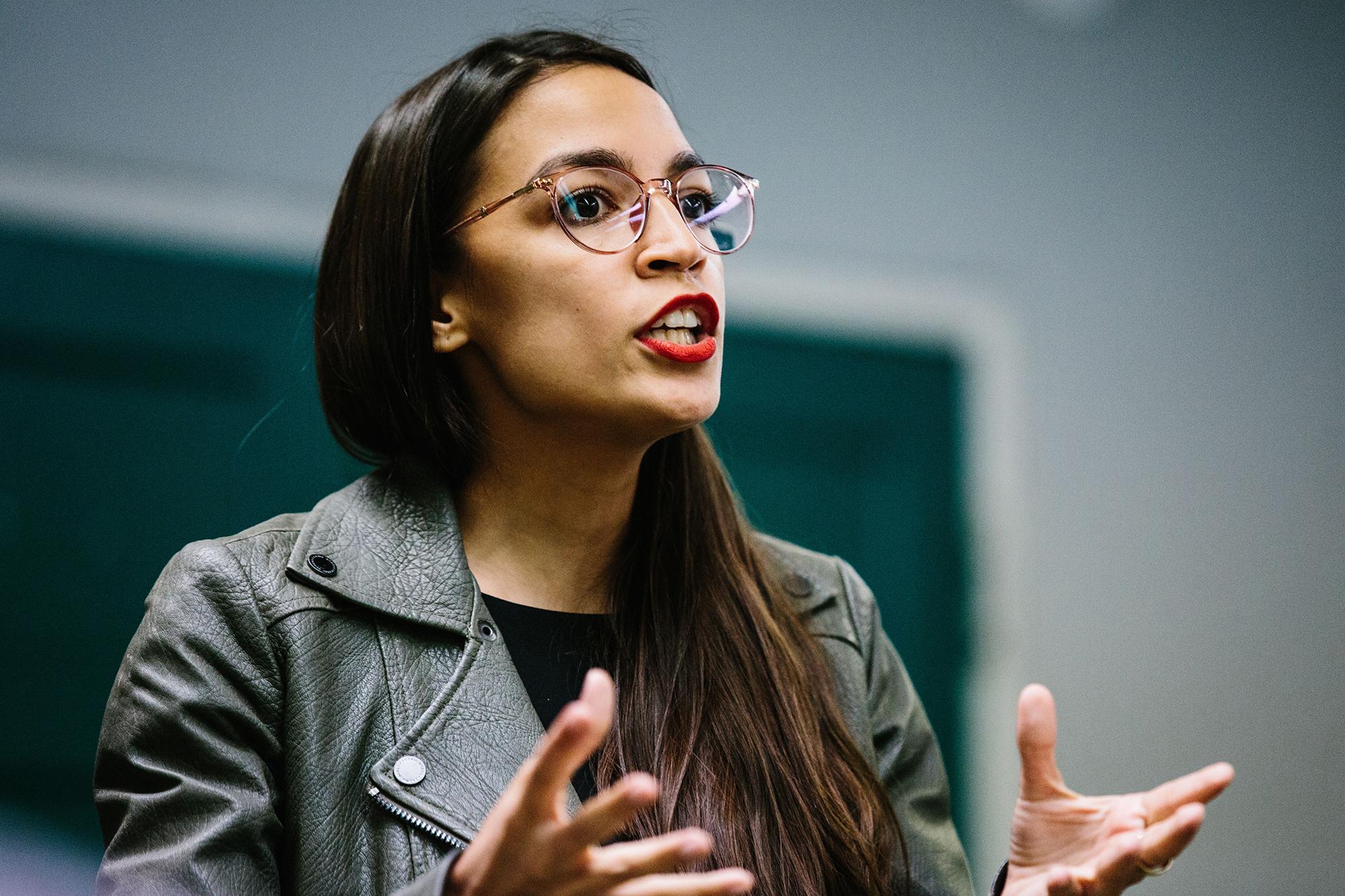 2000x1333 Alexandria Ocasio Cortez Fires Back At Ivanka Trump