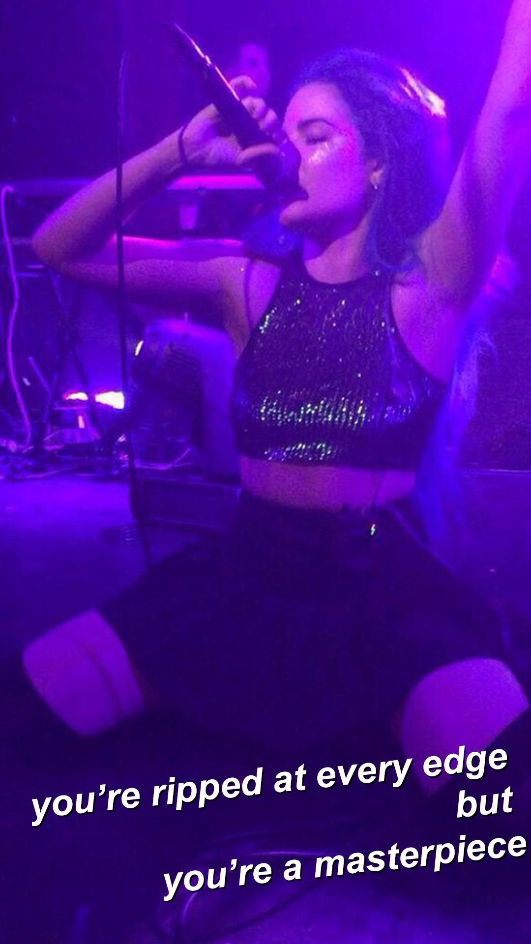 1080x1920 Halsey Wallpaper