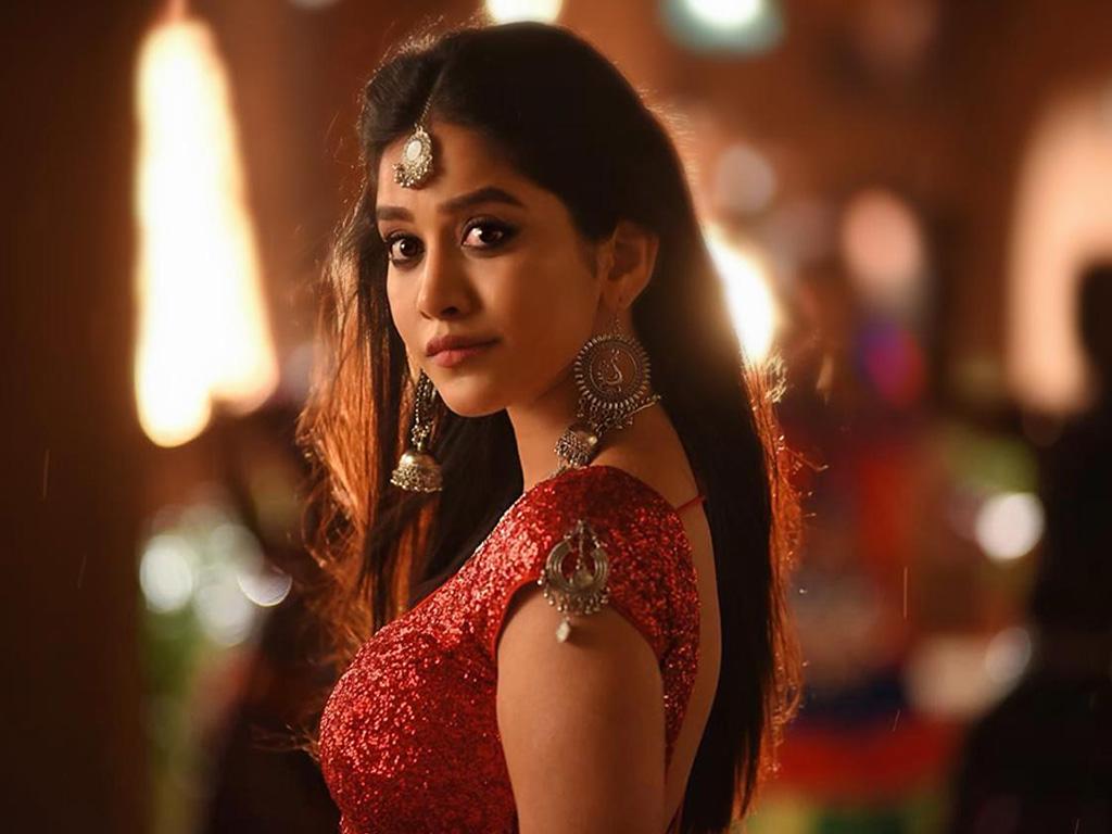 1024x768 Nabha Natesh HQ Wallpaper. Nabha Natesh Wallpaper
