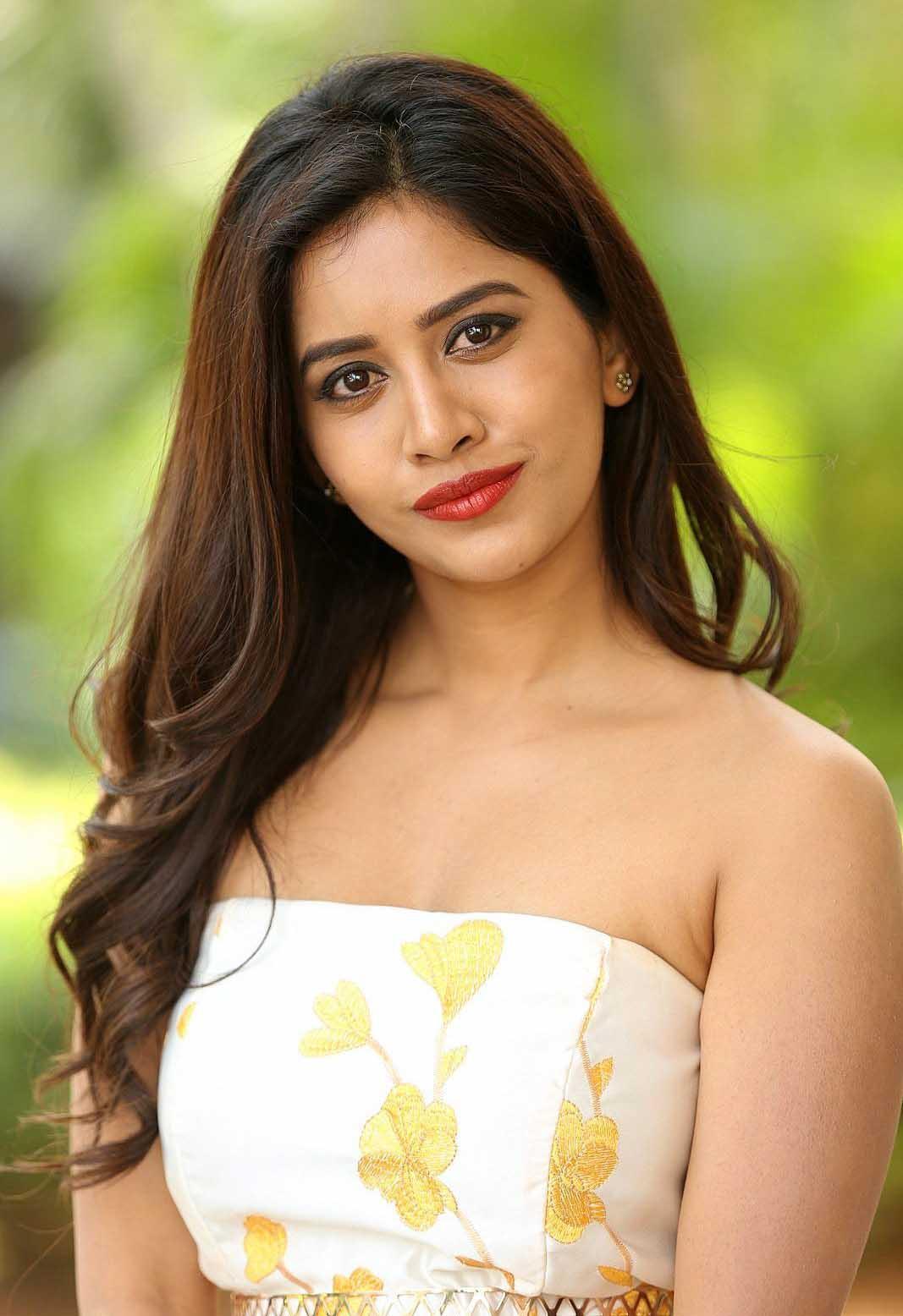 1067x1556 Nabha Natesh Wallpaper HD 2019 for Android