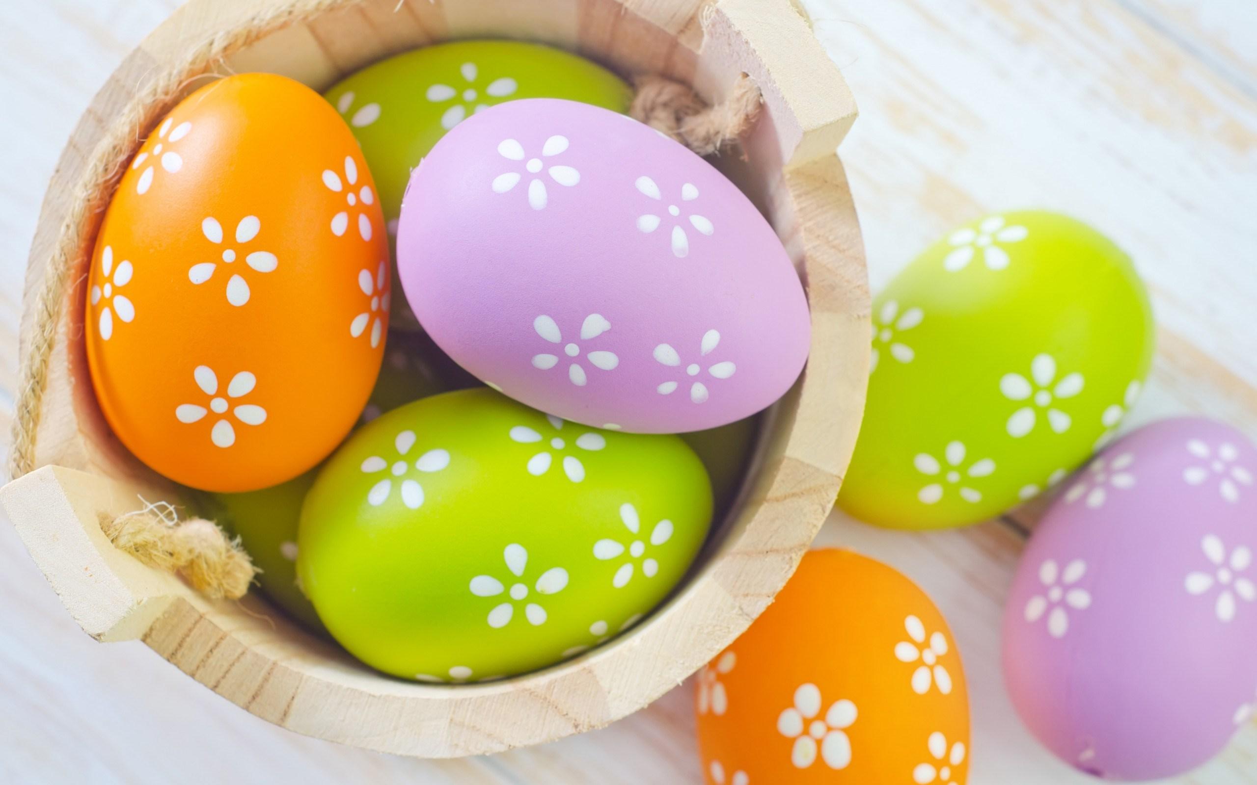 2560x1600 Amazing Easter Eggs wallpaper