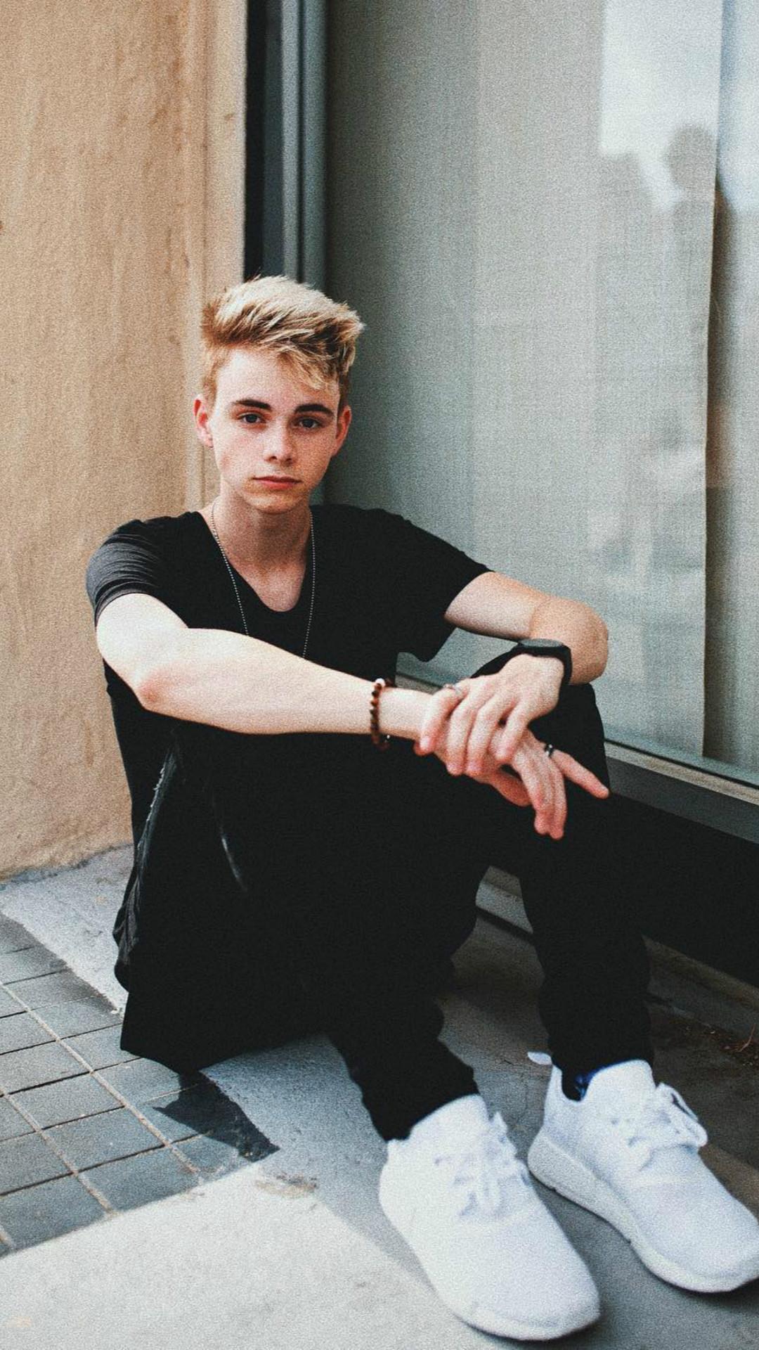 Corbyn Besson Wallpapers - Top Free Corbyn Besson Backgrounds ...