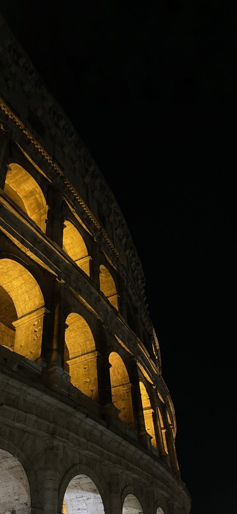 768x1662 Colosseum, Rome (Italy)