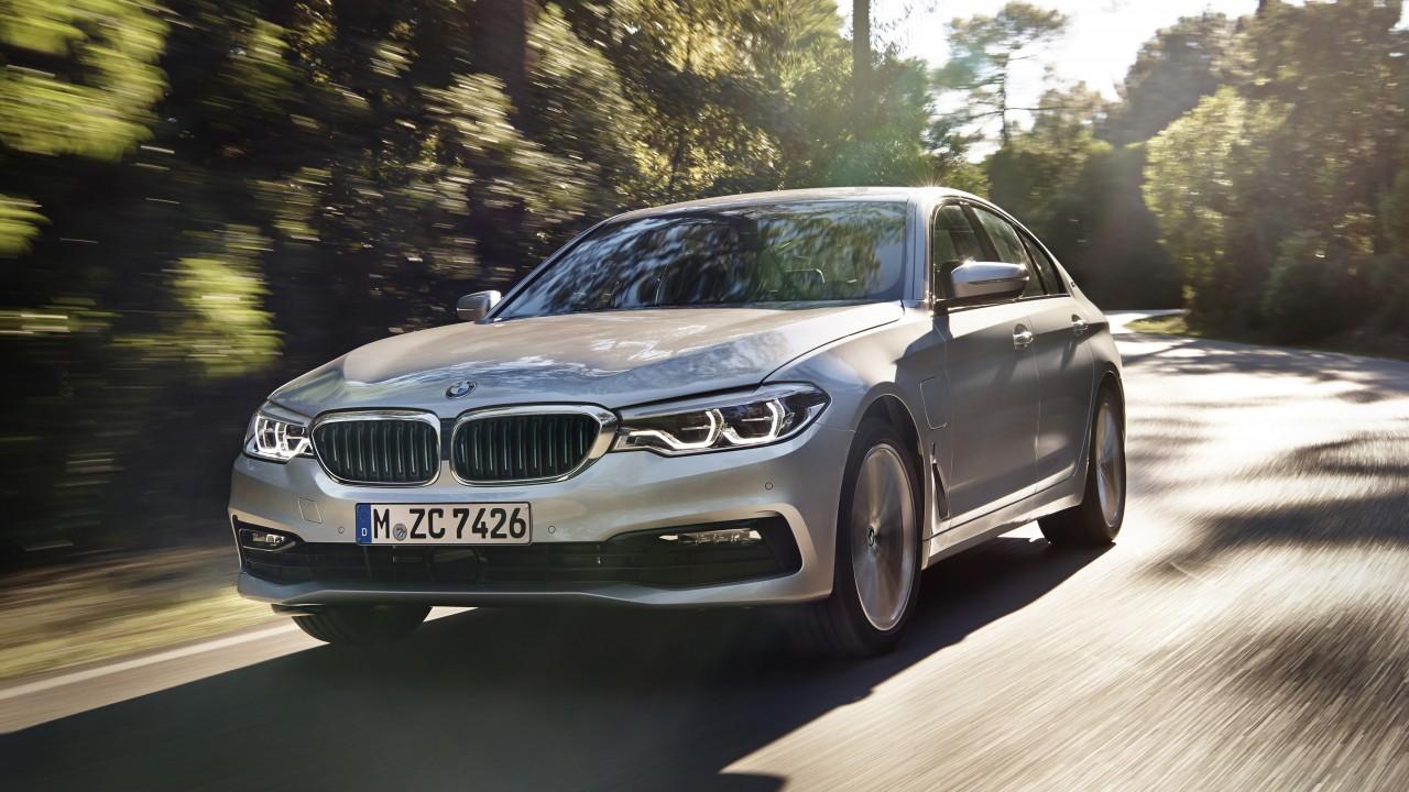 1280x720 Wallpaper BMW 530e iPerformance, BMW 5 Series, 4K