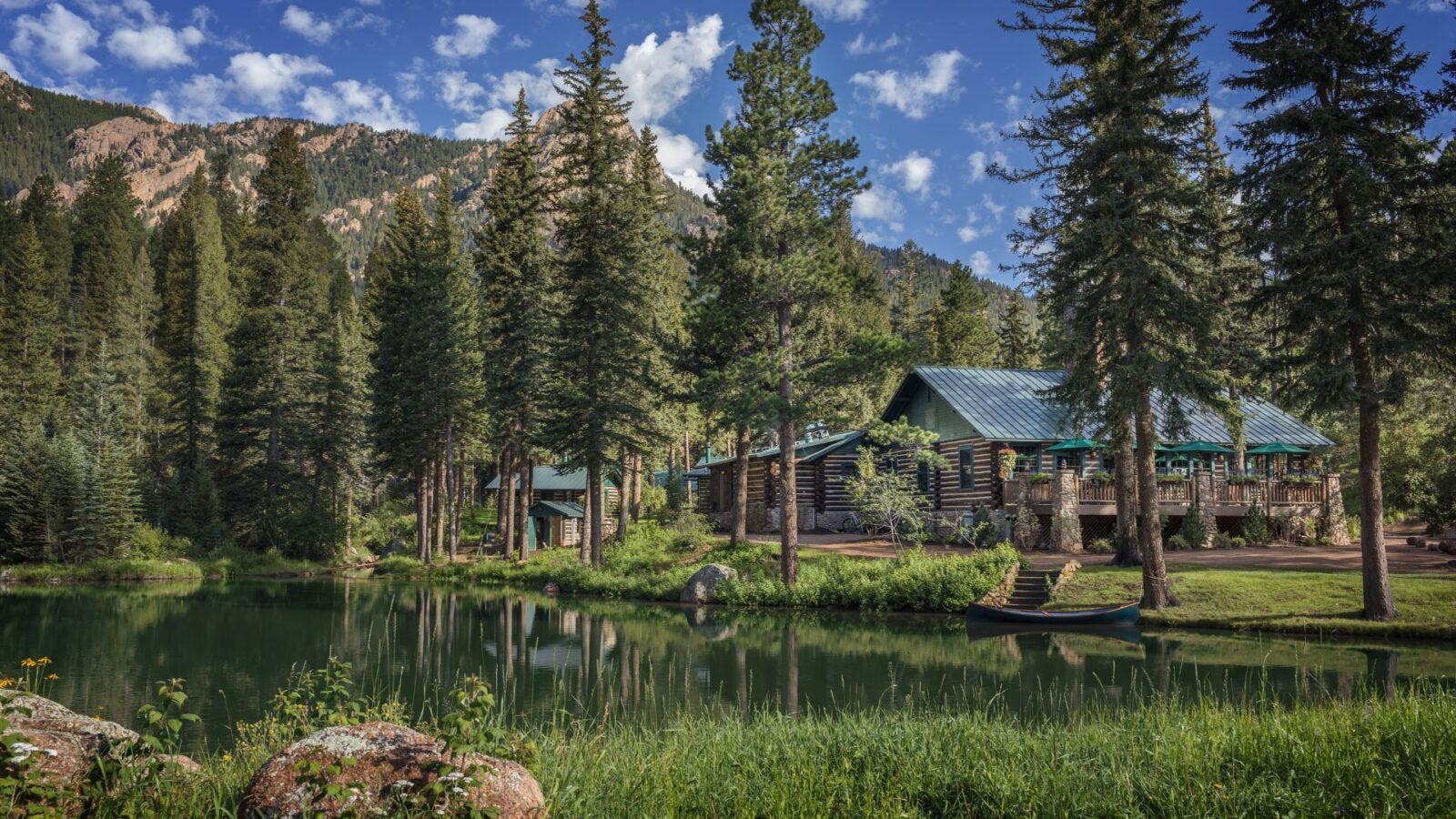 1600x900 Rustic charm, modern luxury: This ranch