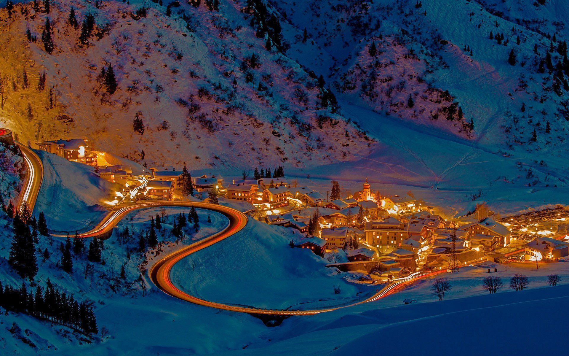 1920x1200 Snowy Winter Town HD Wallpaper