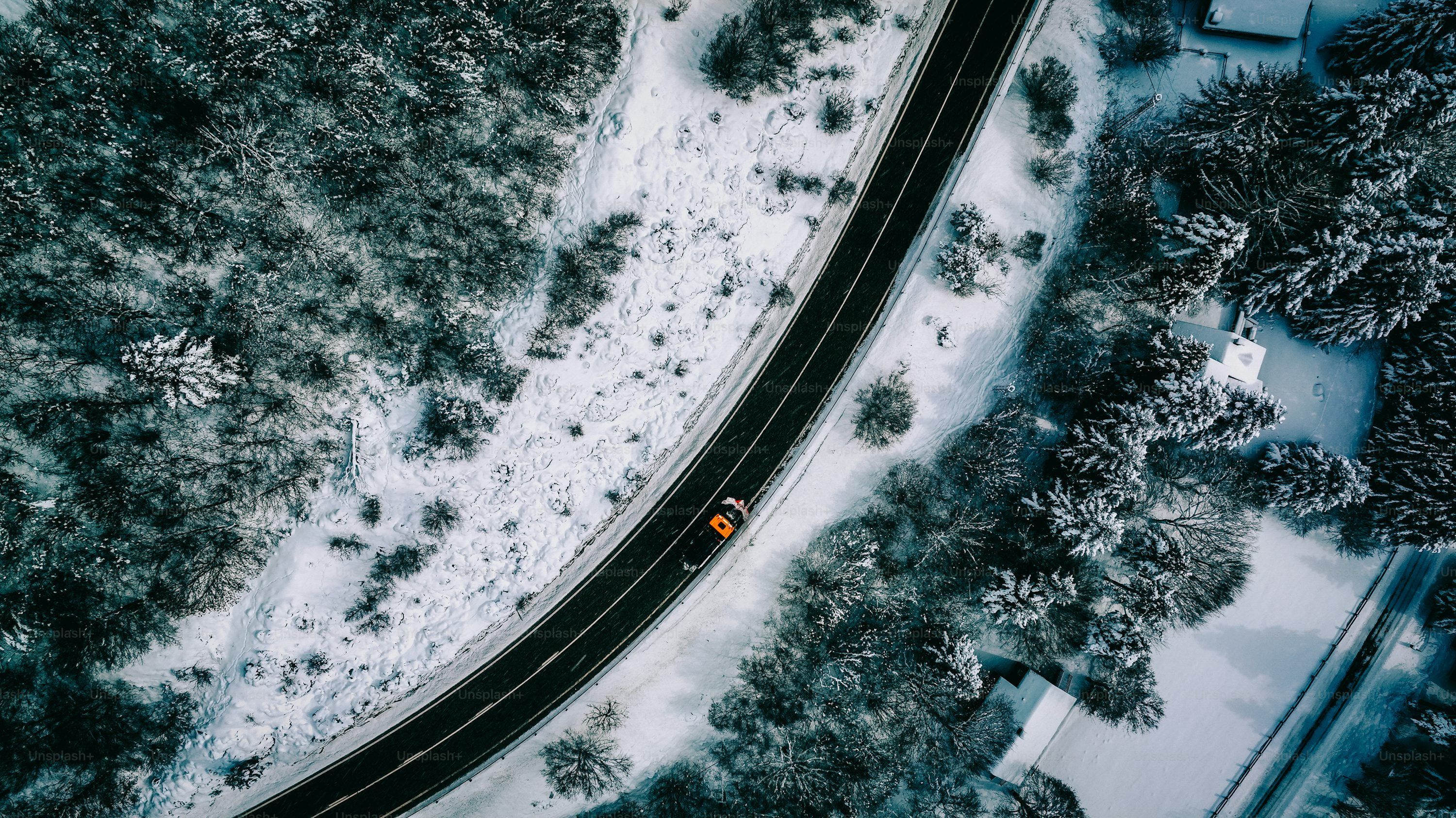 3000x1687 Snow Town Picture. Download Free
