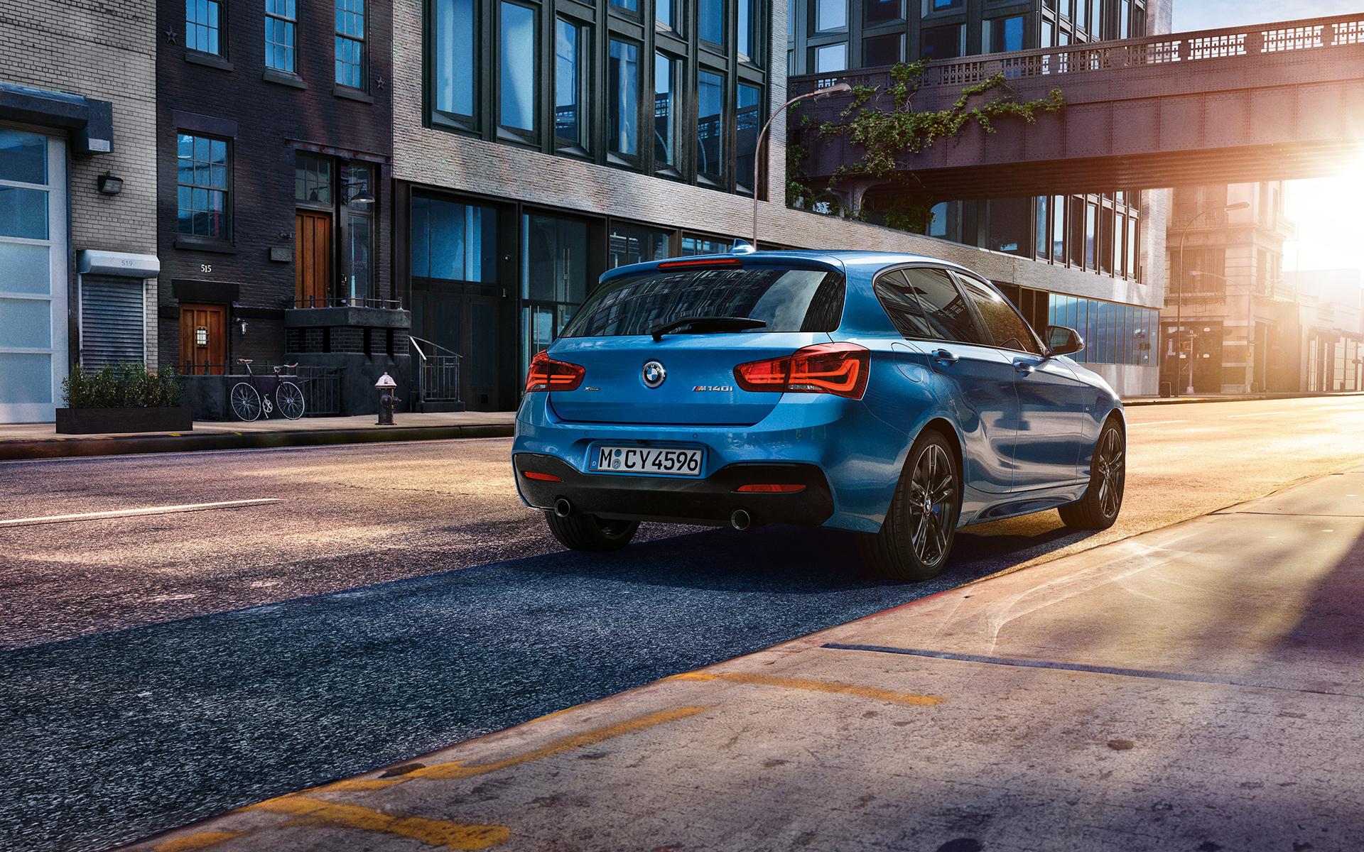 1920x1200 BMW 1 Series 5 Door : Image & Videos