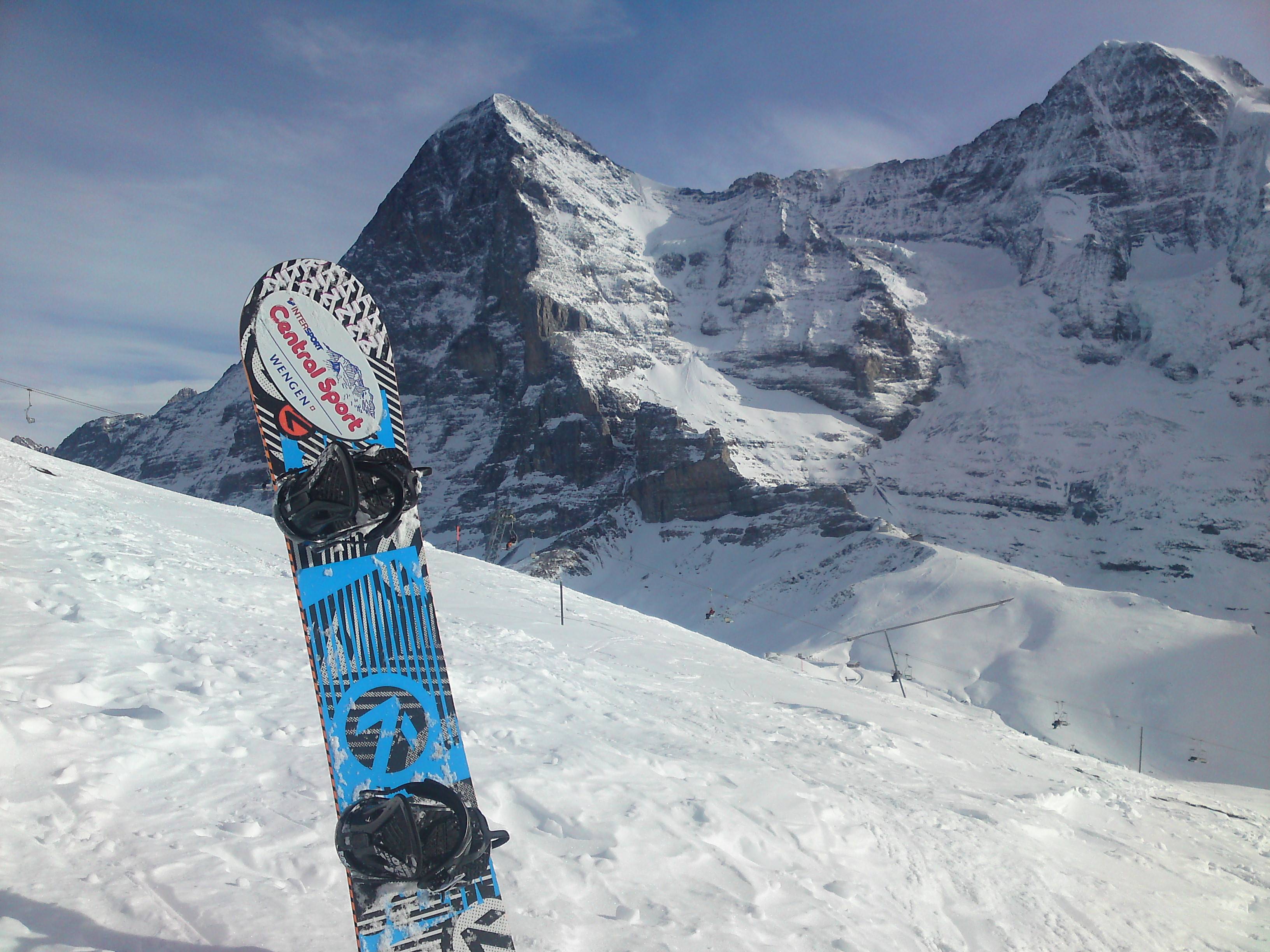 3264x2448 Snowboarding Wallpaper