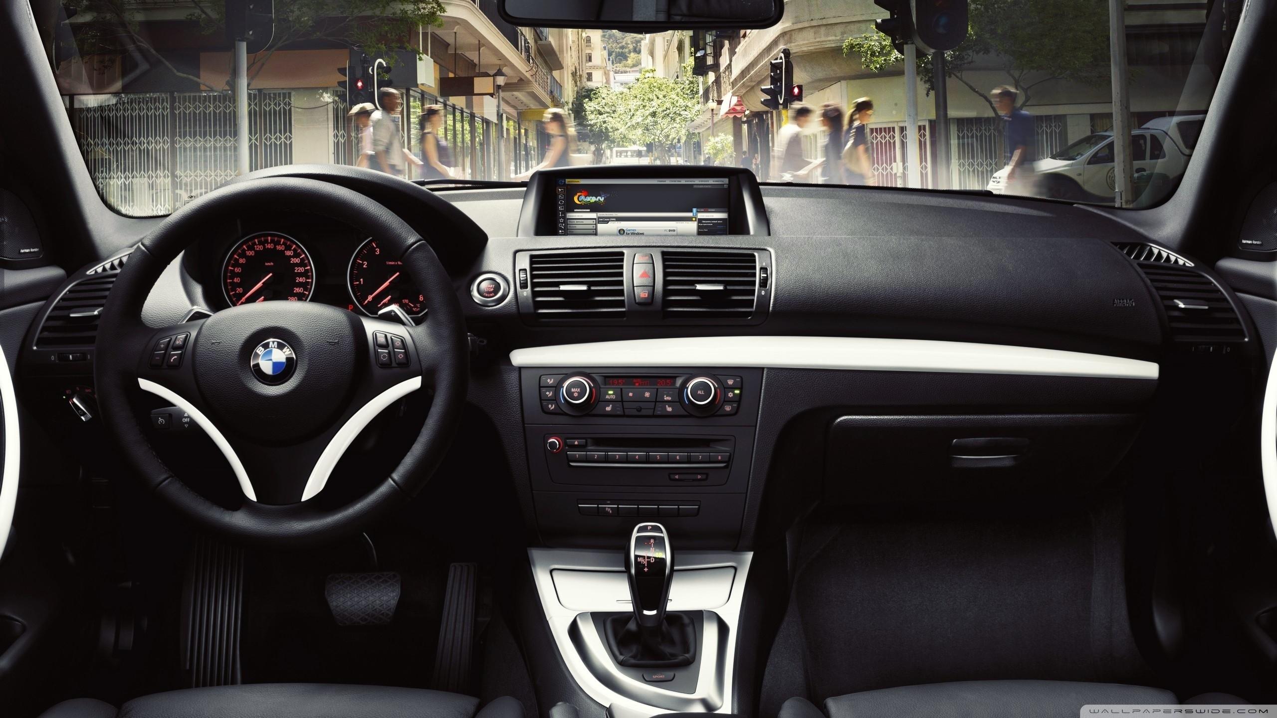 2560x1440 Bmw 135I Wallpaper