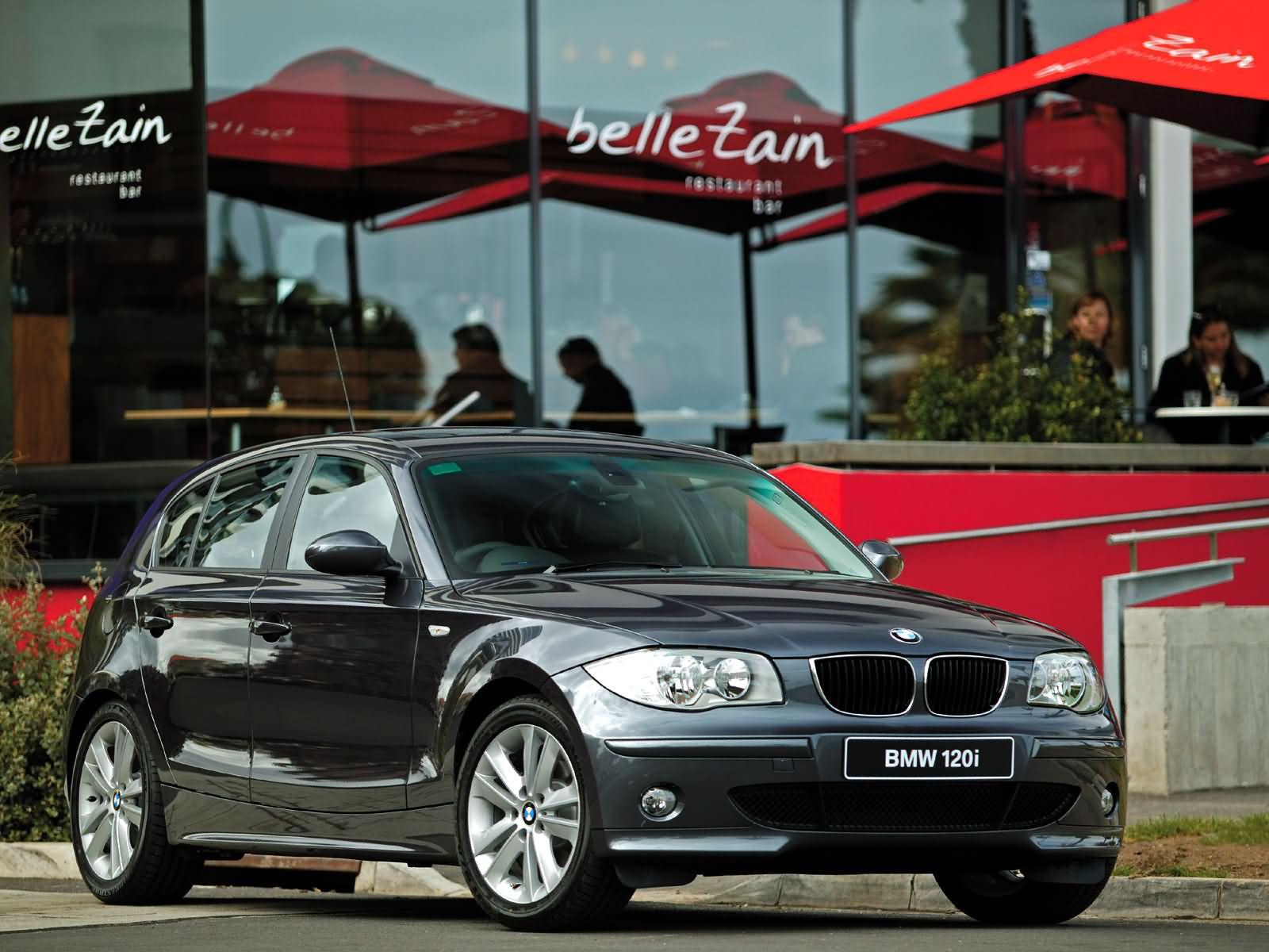1600x1200 BMW 1 Series 5 Door E87 Picture. BMW Photo Gallery
