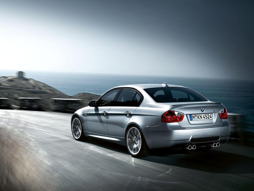 1024x768 Bmw e90 wallpaper