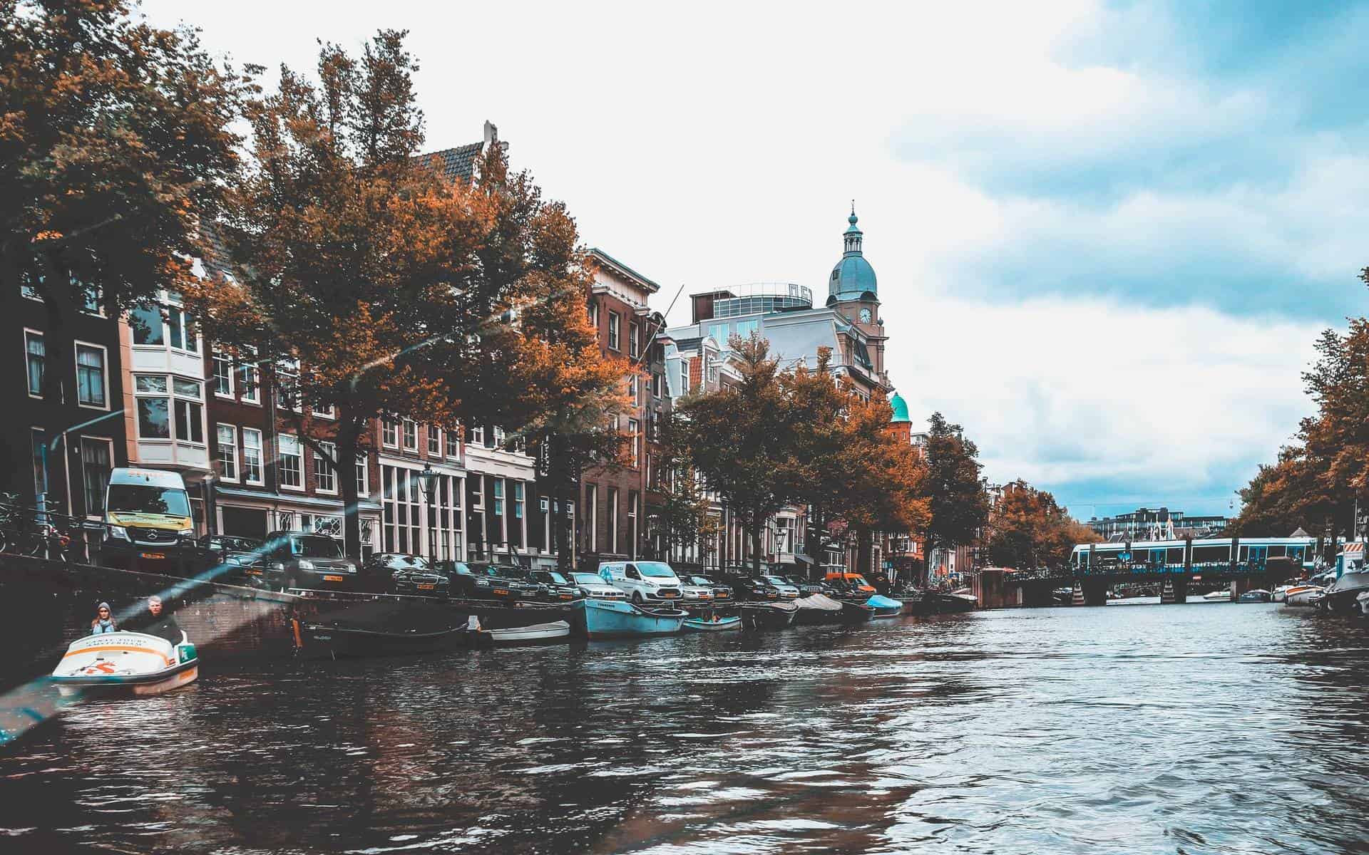1920x1200 Travel to Europe in Autumn